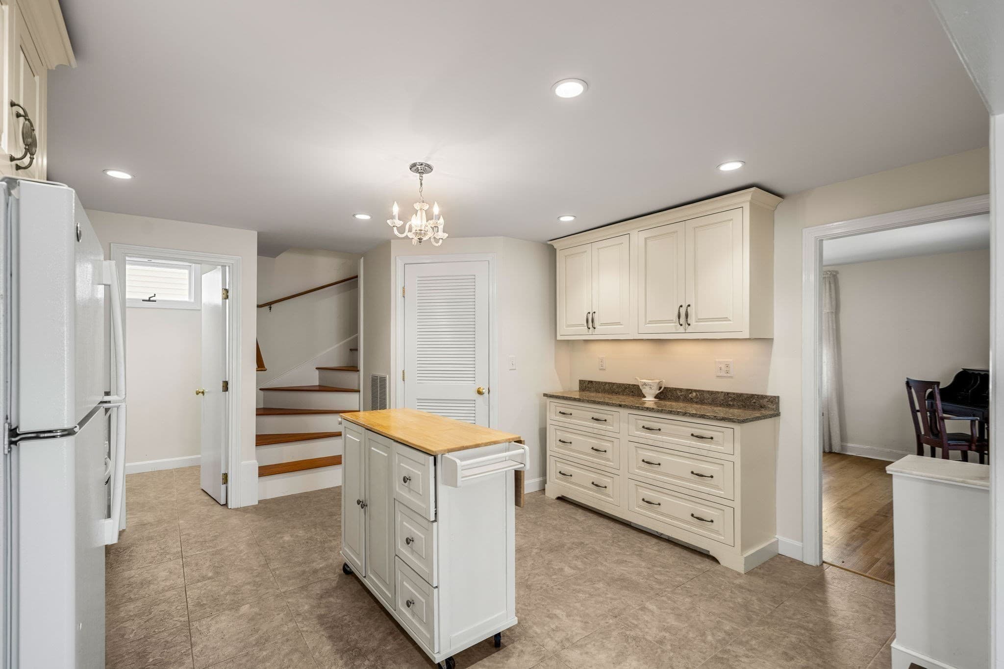 Single Family Residence at 1 Lewis Ave, Salisbury MA 01952, Salisbury, photo 14 of 42