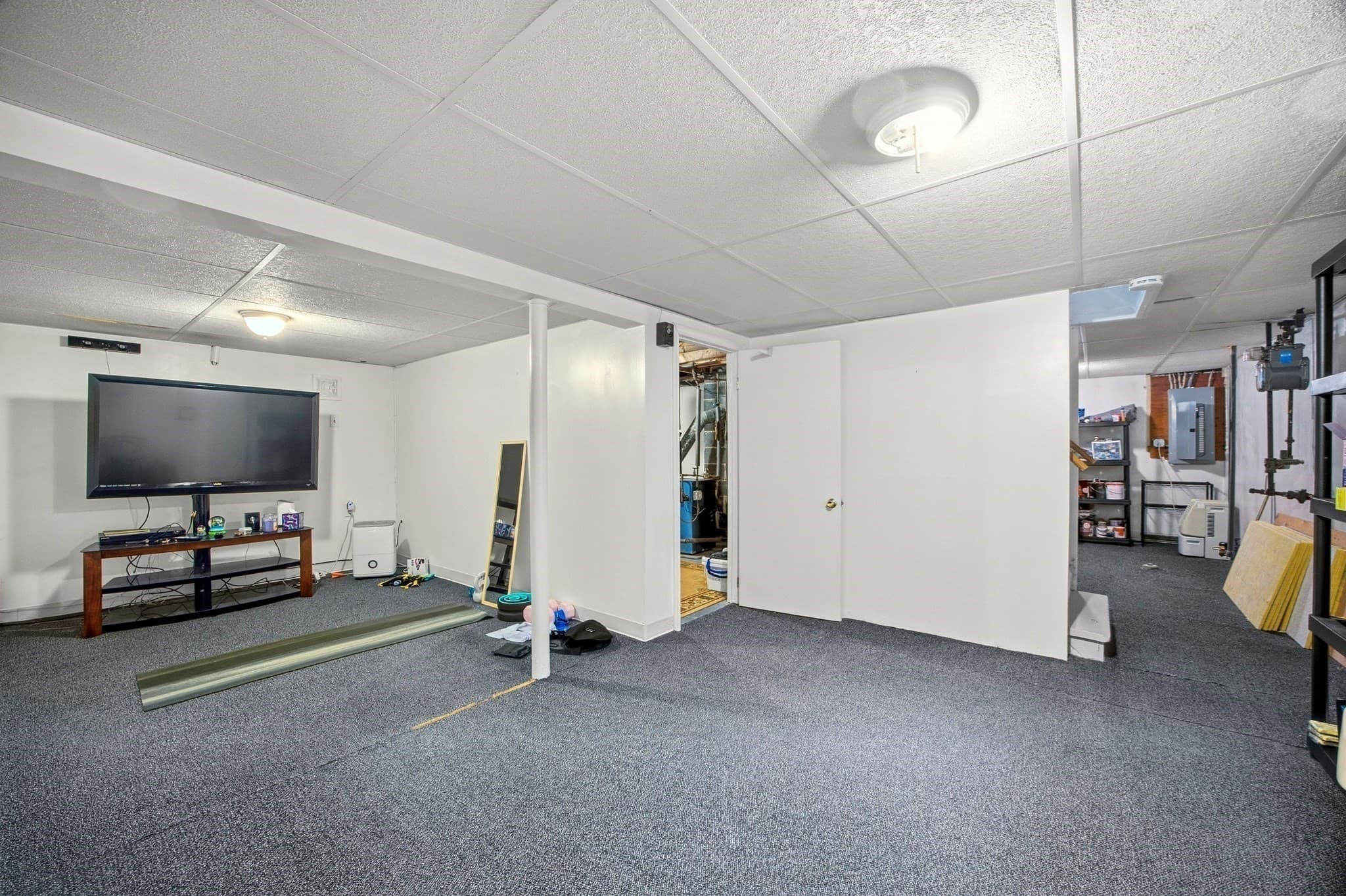 Single Family Residence at 34 Piper Cross Rd, West Springfield MA 01089, West Springfield, photo 27 of 37