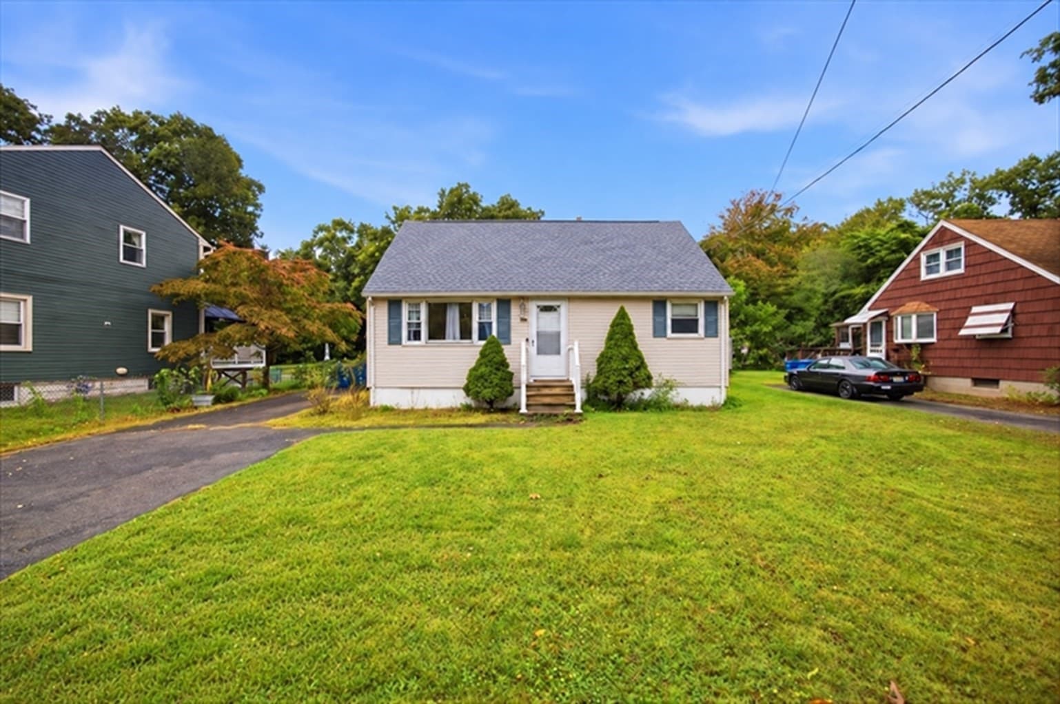Single Family Residence at 34 Piper Cross Rd, West Springfield MA 01089, West Springfield, photo 2 of 37