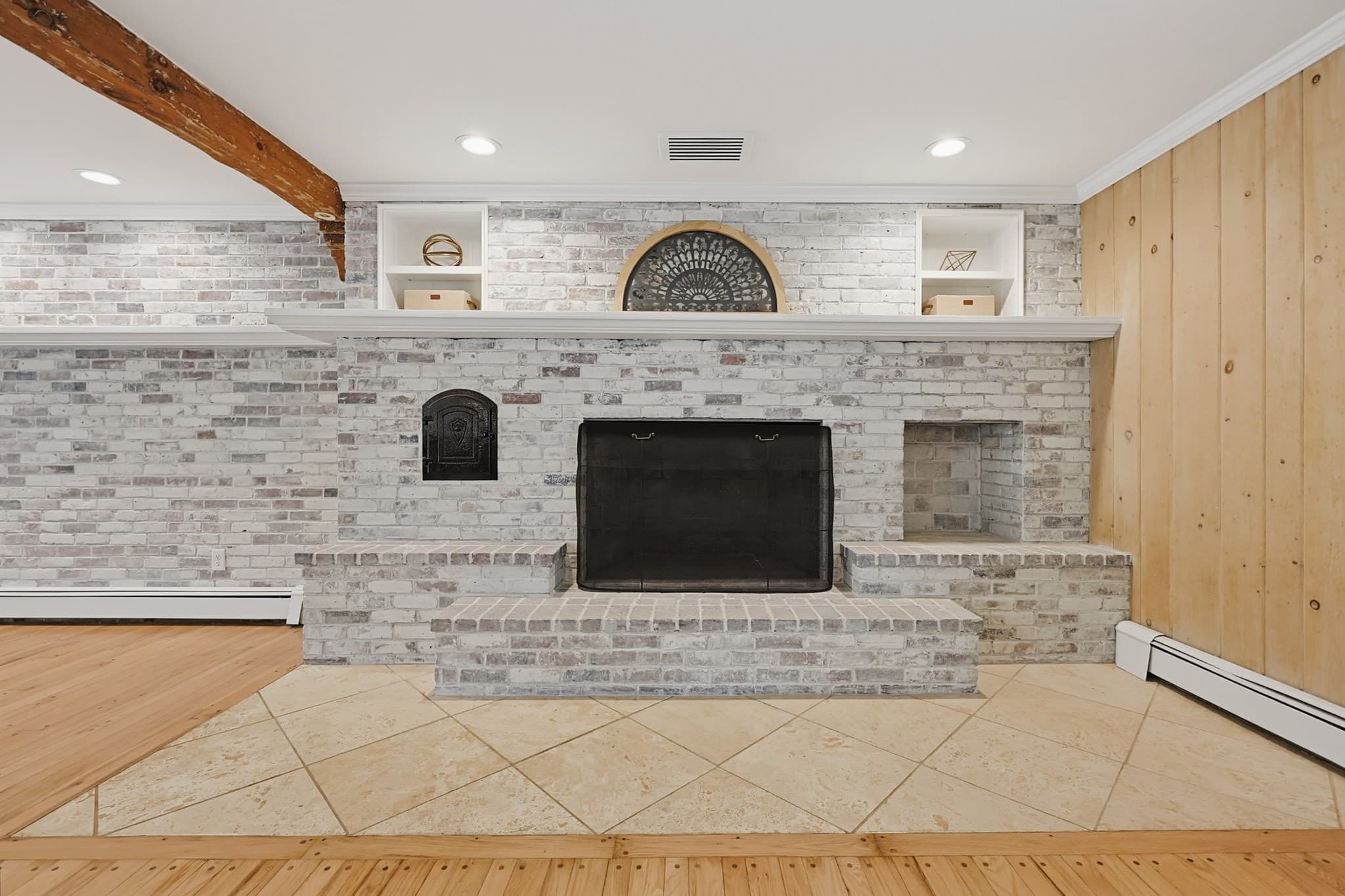 Single Family Residence at 33 Lufkin St, Essex MA 01929, Essex, photo 4 of 28