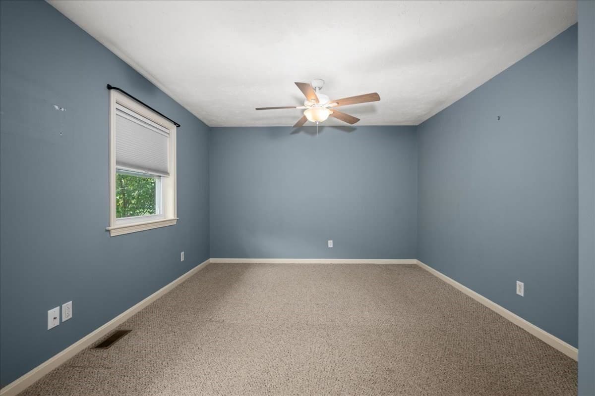 Single Family Residence at 165 Peter Salem Rd, Leicester MA 01524, Leicester, photo 13 of 37