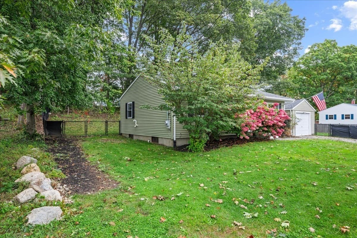Single Family Residence at 165 Peter Salem Rd, Leicester MA 01524, Leicester, photo 32 of 37