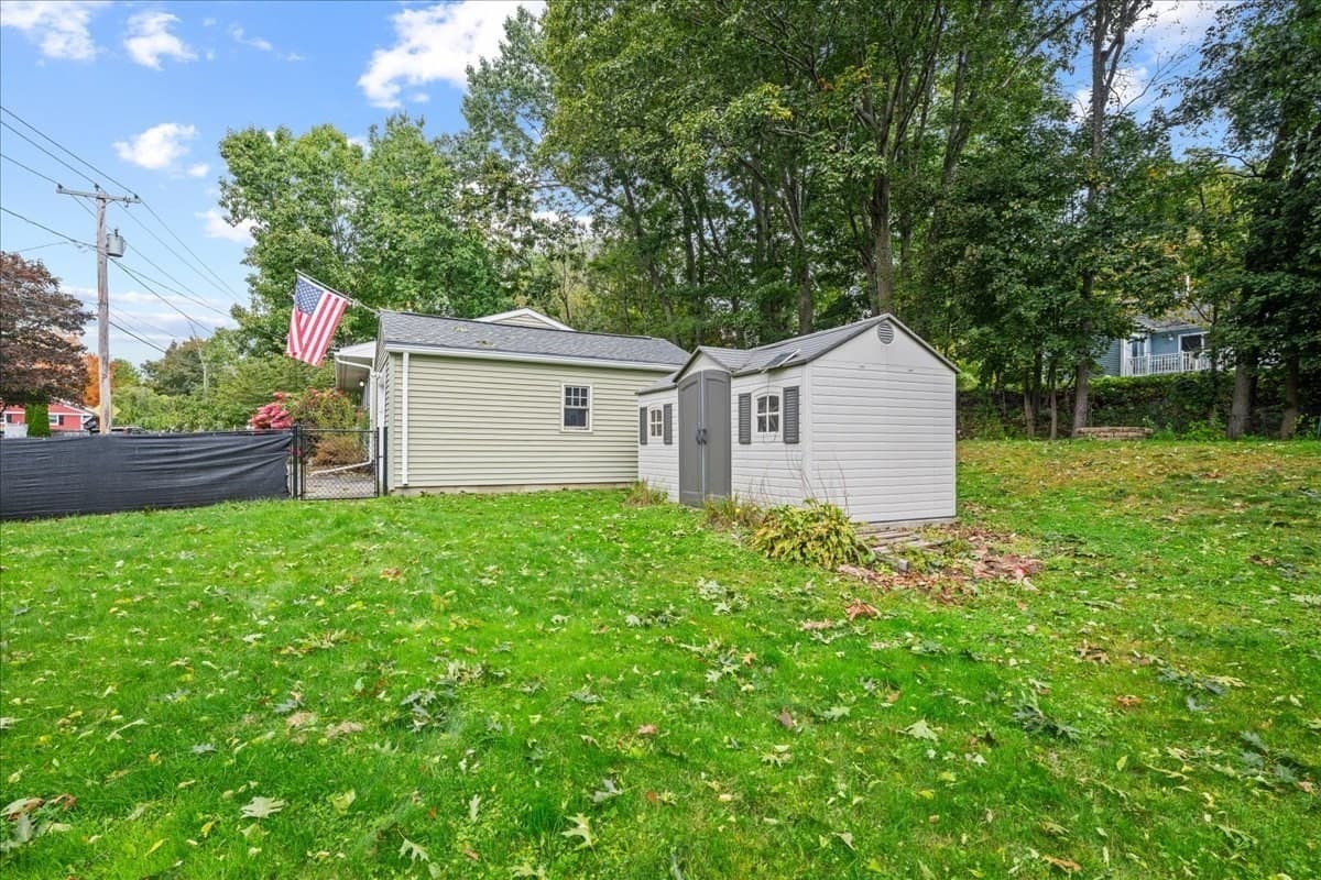 Single Family Residence at 165 Peter Salem Rd, Leicester MA 01524, Leicester, photo 24 of 37