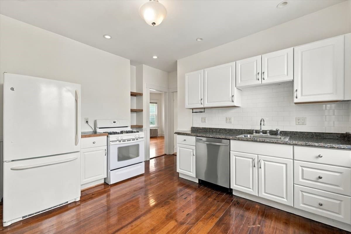 3 Family - 3 Units Up/Down at 52 Percival St, Boston MA 02122, Boston, photo 2 of 30
