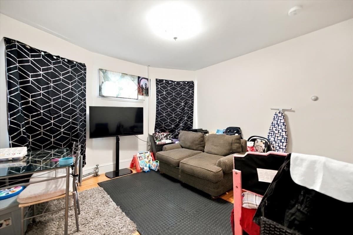 3 Family - 3 Units Up/Down at 52 Percival St, Boston MA 02122, Boston, photo 16 of 30