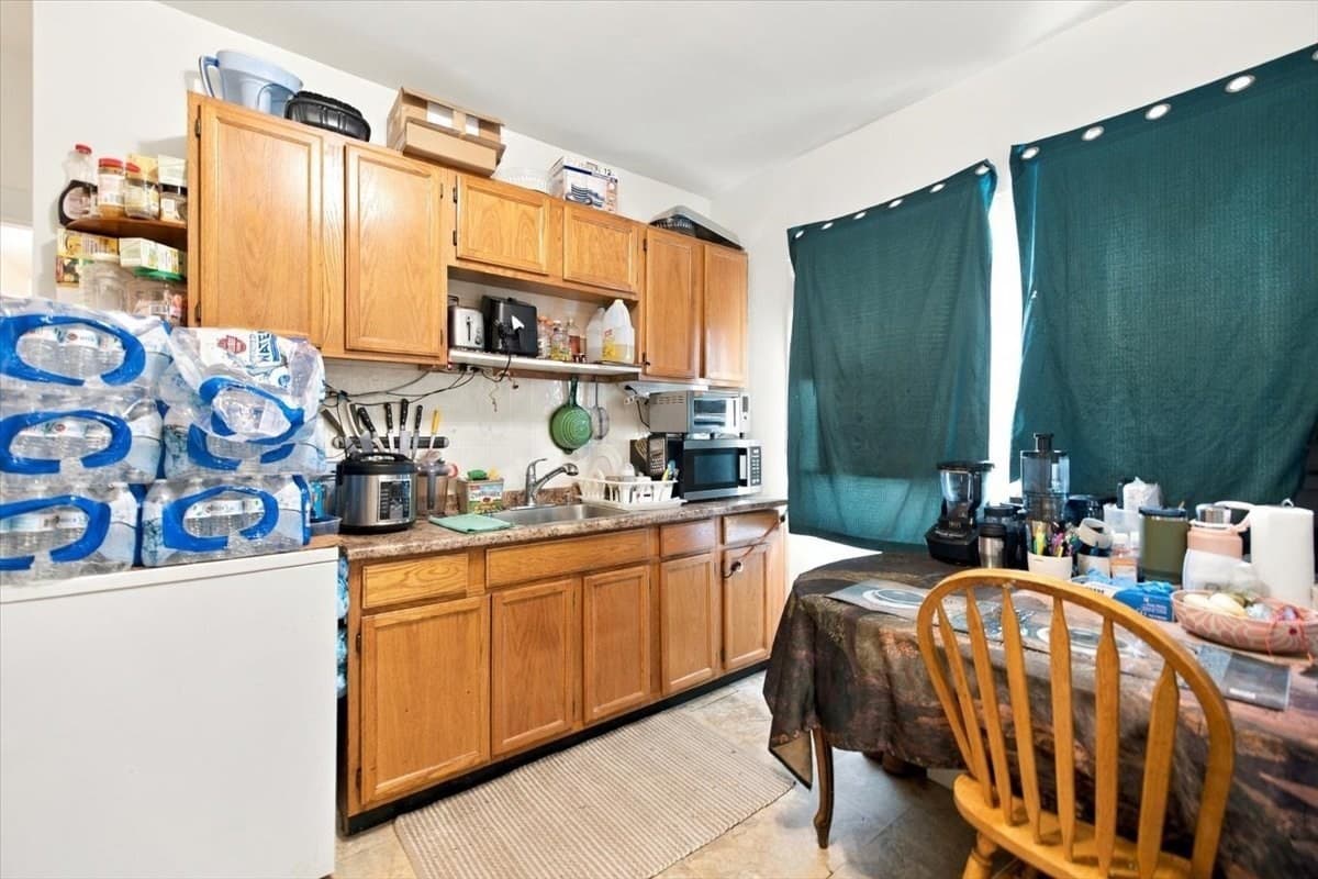 3 Family - 3 Units Up/Down at 52 Percival St, Boston MA 02122, Boston, photo 18 of 30