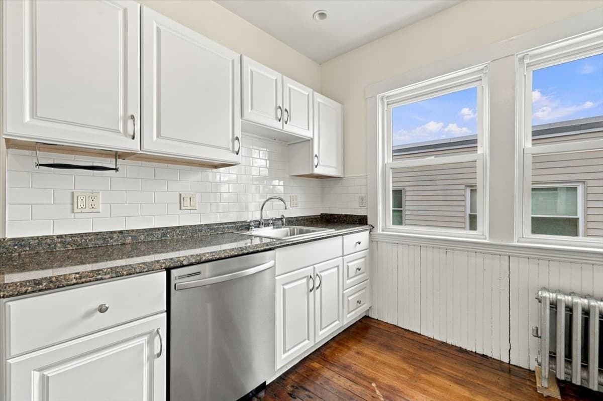 3 Family - 3 Units Up/Down at 52 Percival St, Boston MA 02122, Boston, photo 4 of 30