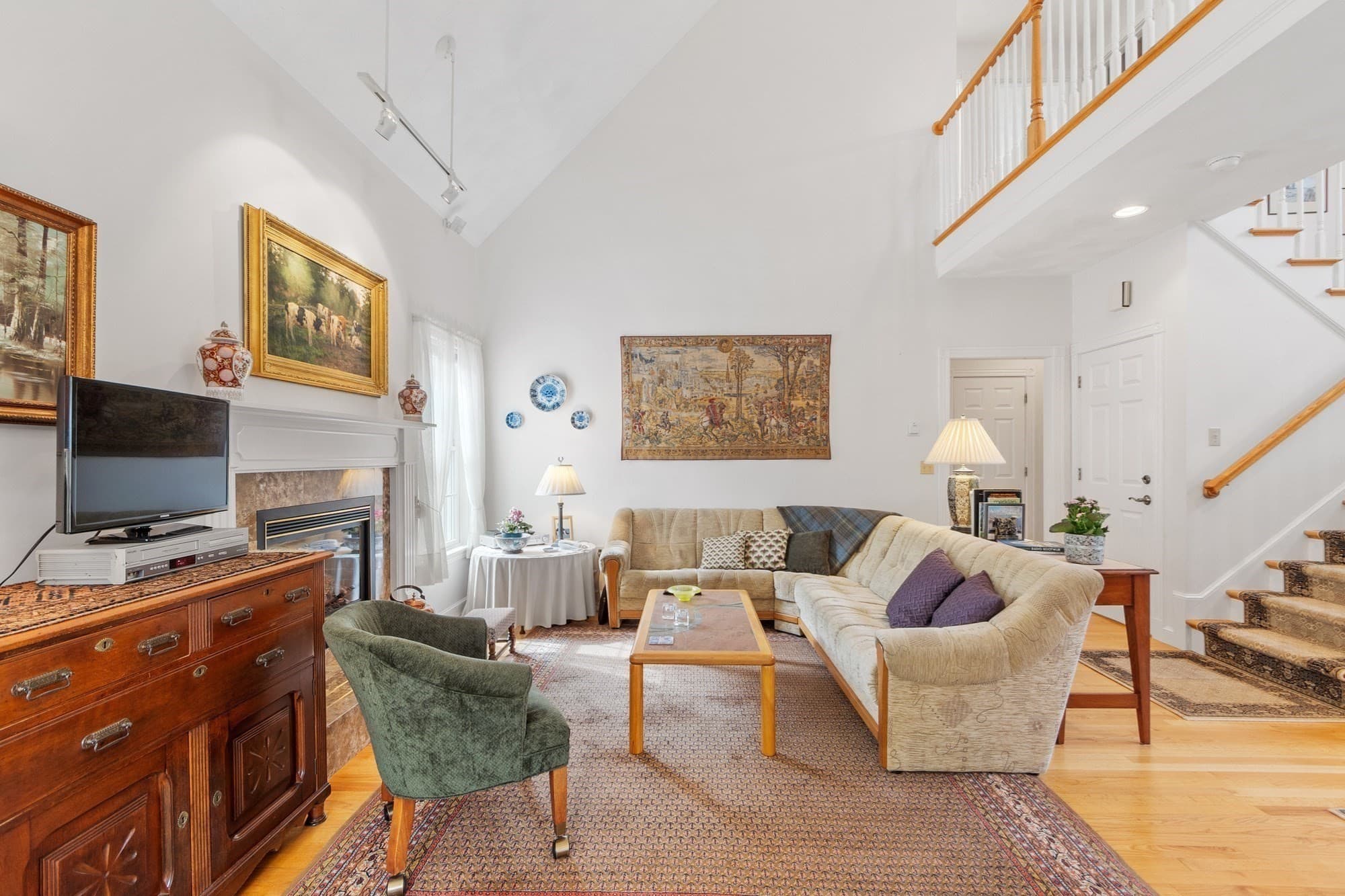 Single Family Residence at 52 High St, Chelmsford MA 01824, Chelmsford, photo 6 of 41