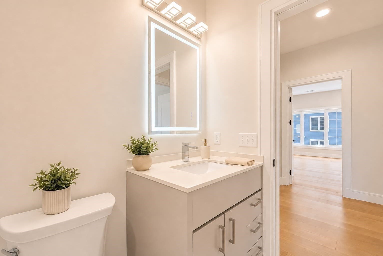Condominium at 2 Nylah Crossing # 2, Franklin MA 02038, Franklin, photo 19 of 29