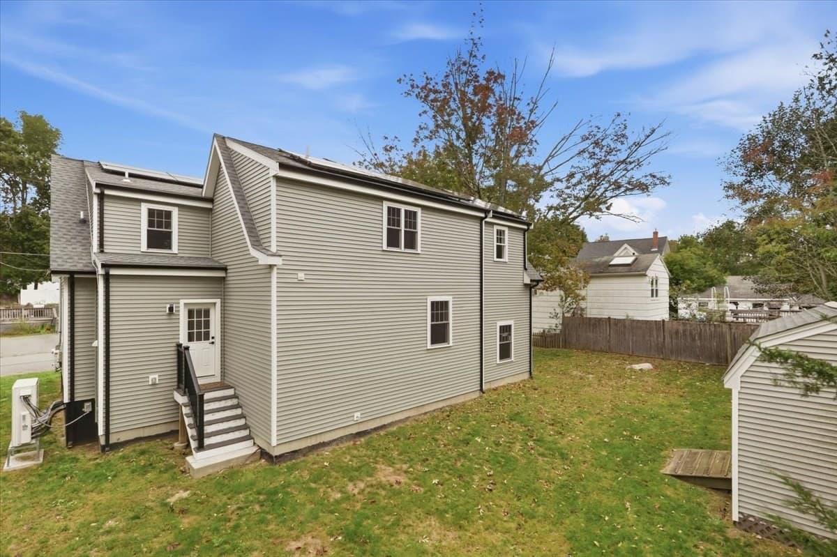 Single Family Residence at 19 Digby Ave, Brockton MA 02301, Brockton, photo 7 of 38