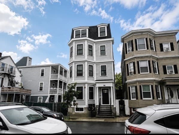 Condominium at 303 Maverick Street, Boston MA 02128, Boston, photo 10 of 12