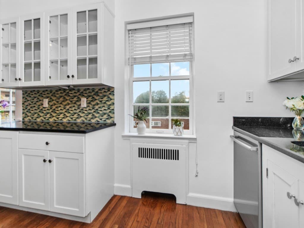 Condominium at 46 Browne St # 5, Brookline MA 02446, Brookline, photo 9 of 24