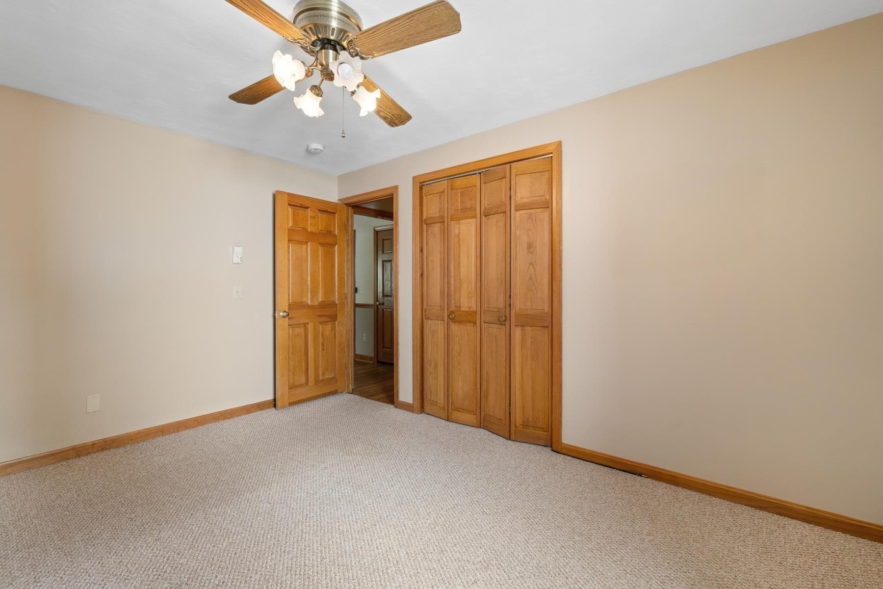 2 Family - 2 Units Side by Side at 22 John F Kennedy Dr, Millbury MA 01527, Millbury, photo 27 of 37