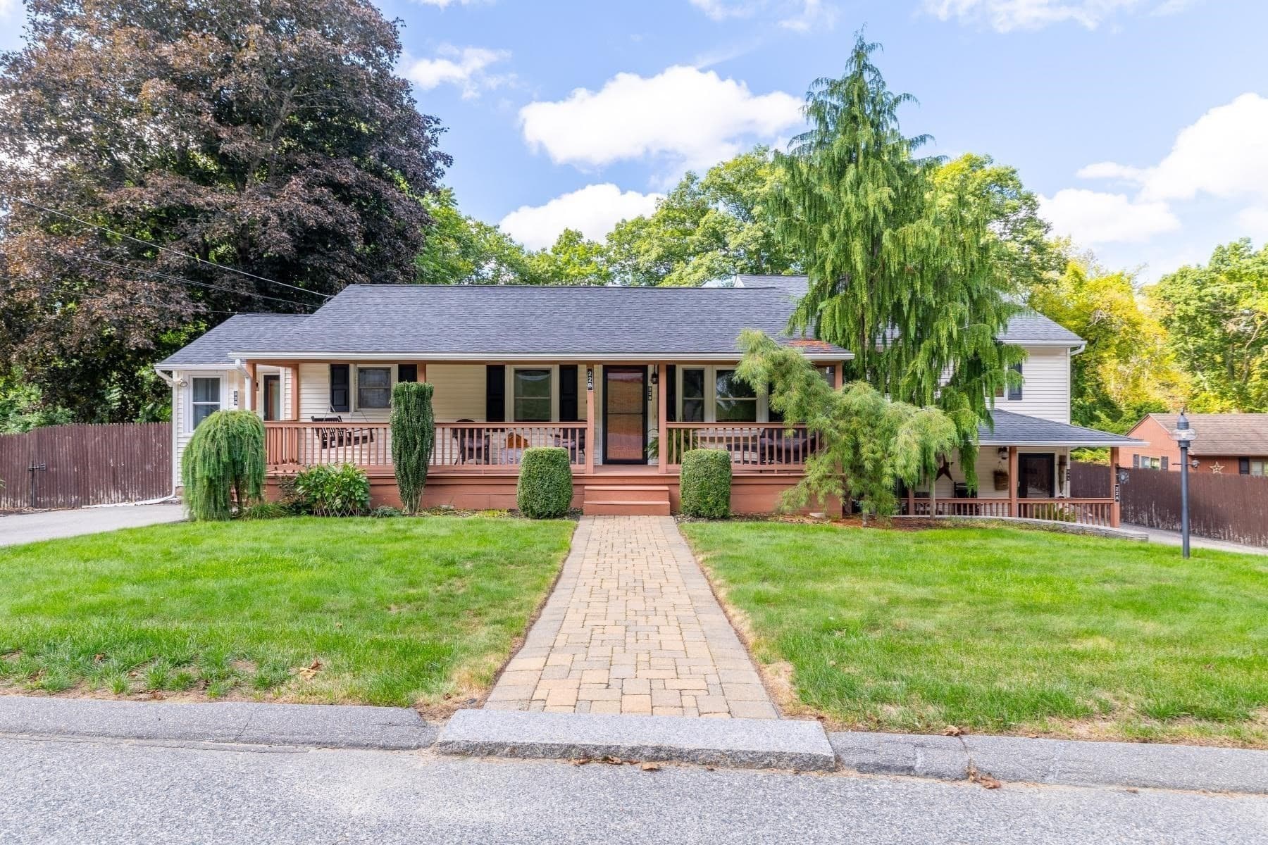 22 John F Kennedy Dr, Millbury MA 01527