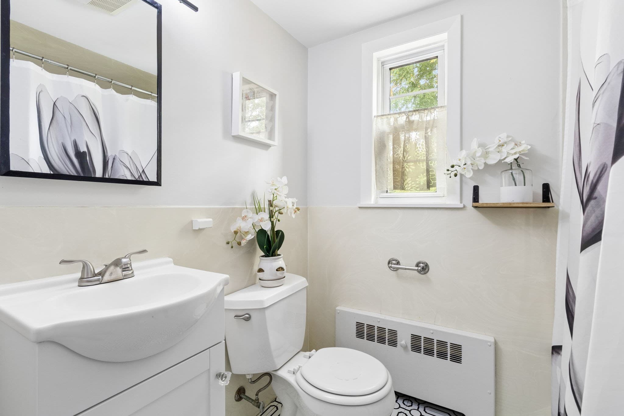 Single Family Residence at 17 Woodhaven Rd, Newton MA 02468, Newton, photo 17 of 28