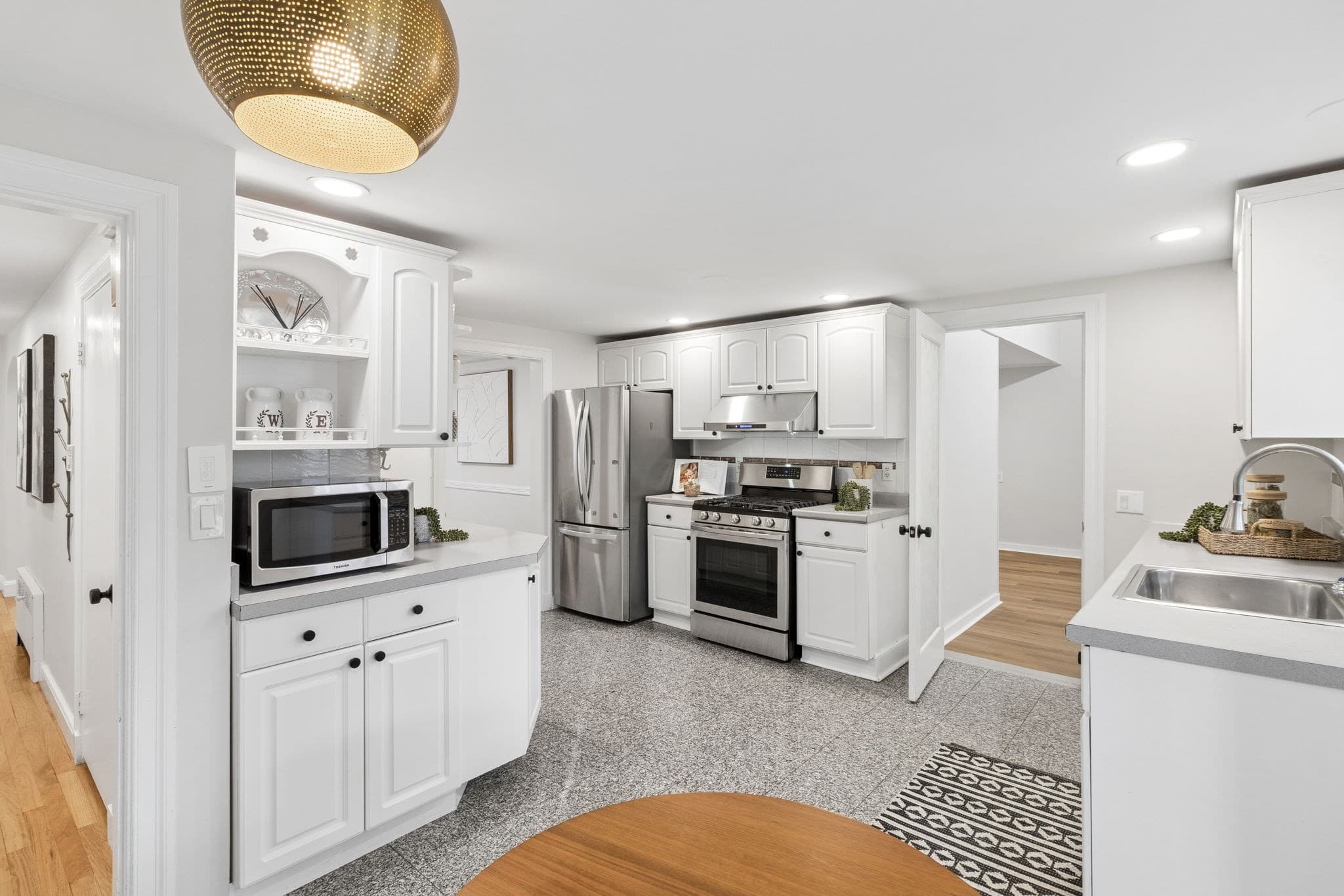 Single Family Residence at 17 Woodhaven Rd, Newton MA 02468, Newton, photo 8 of 28