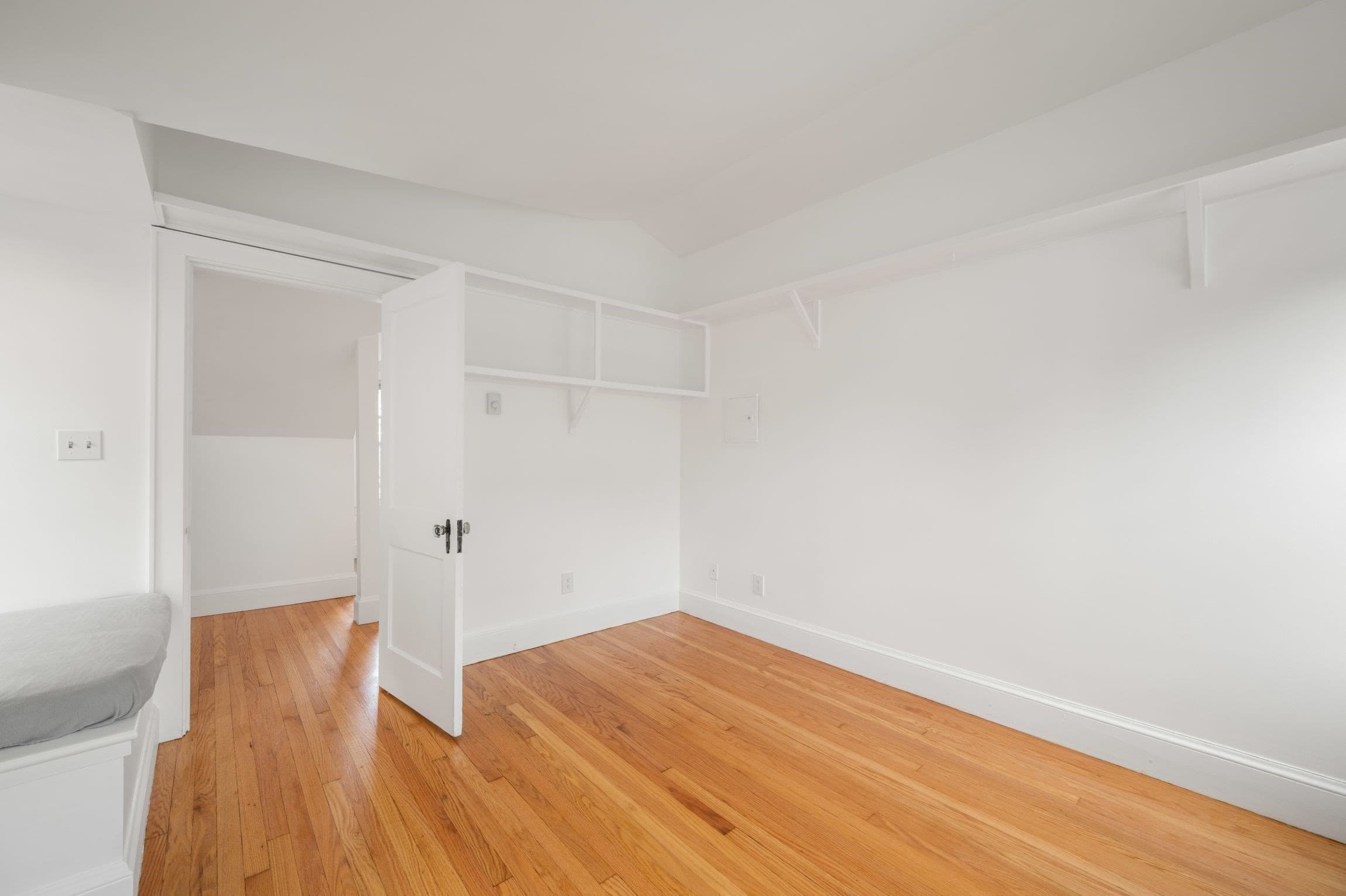 Condominium at 14 Notre Dame Ave # C, Cambridge MA 02140, Cambridge, photo 8 of 29