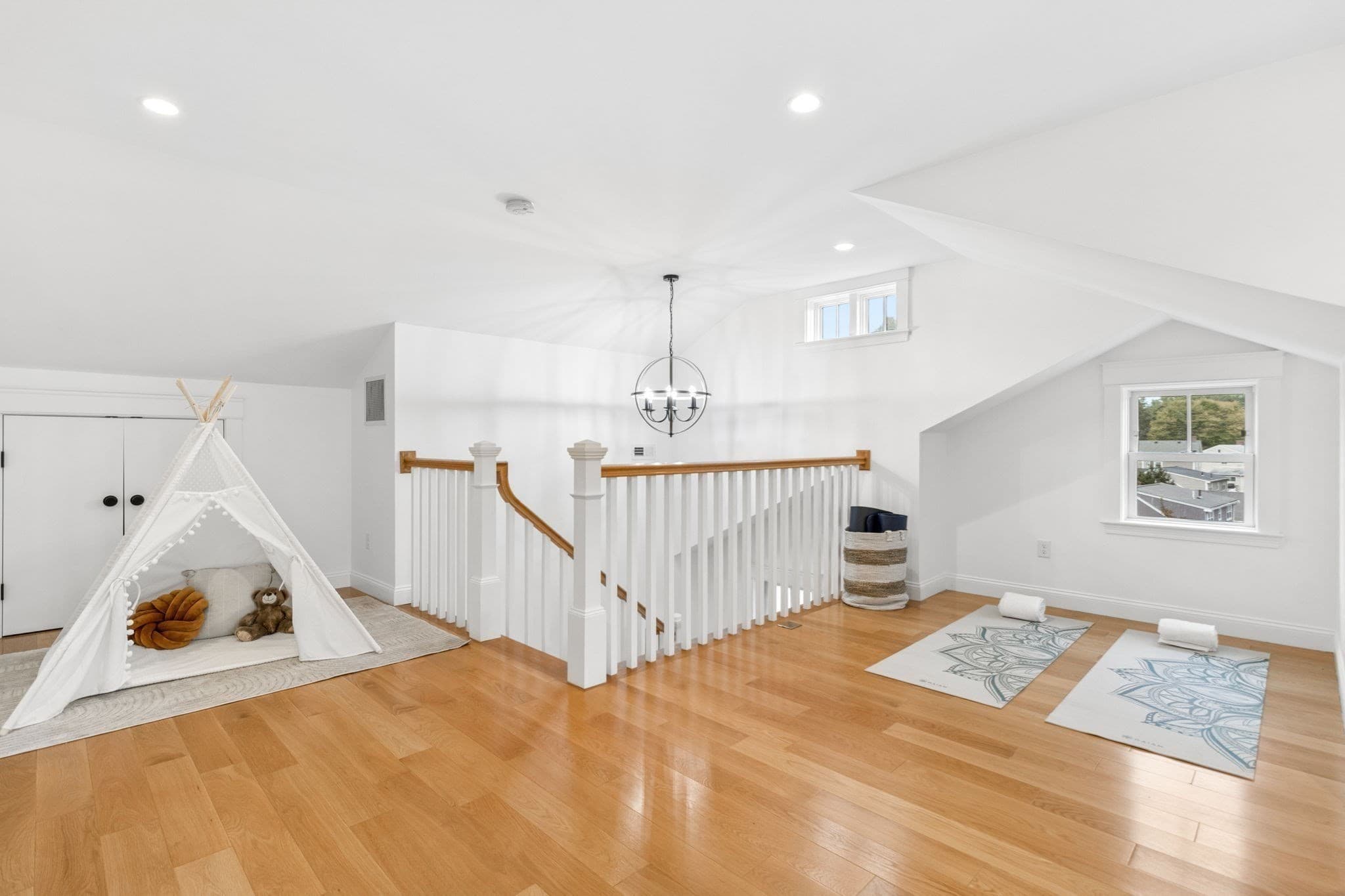 Single Family Residence at 148 Pine St, Newton MA 02466, Newton, photo 22 of 32