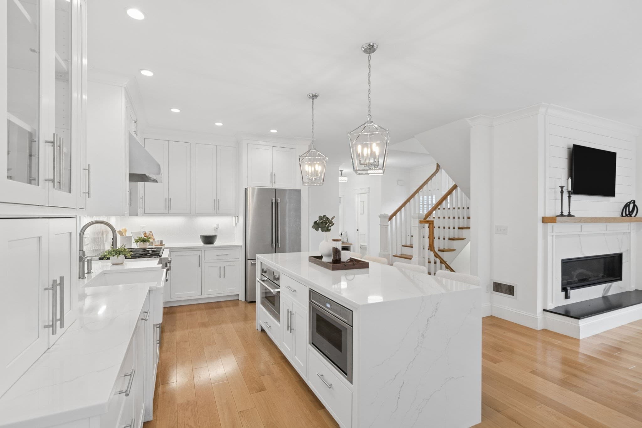 Single Family Residence at 148 Pine St, Newton MA 02466, Newton, photo 4 of 32
