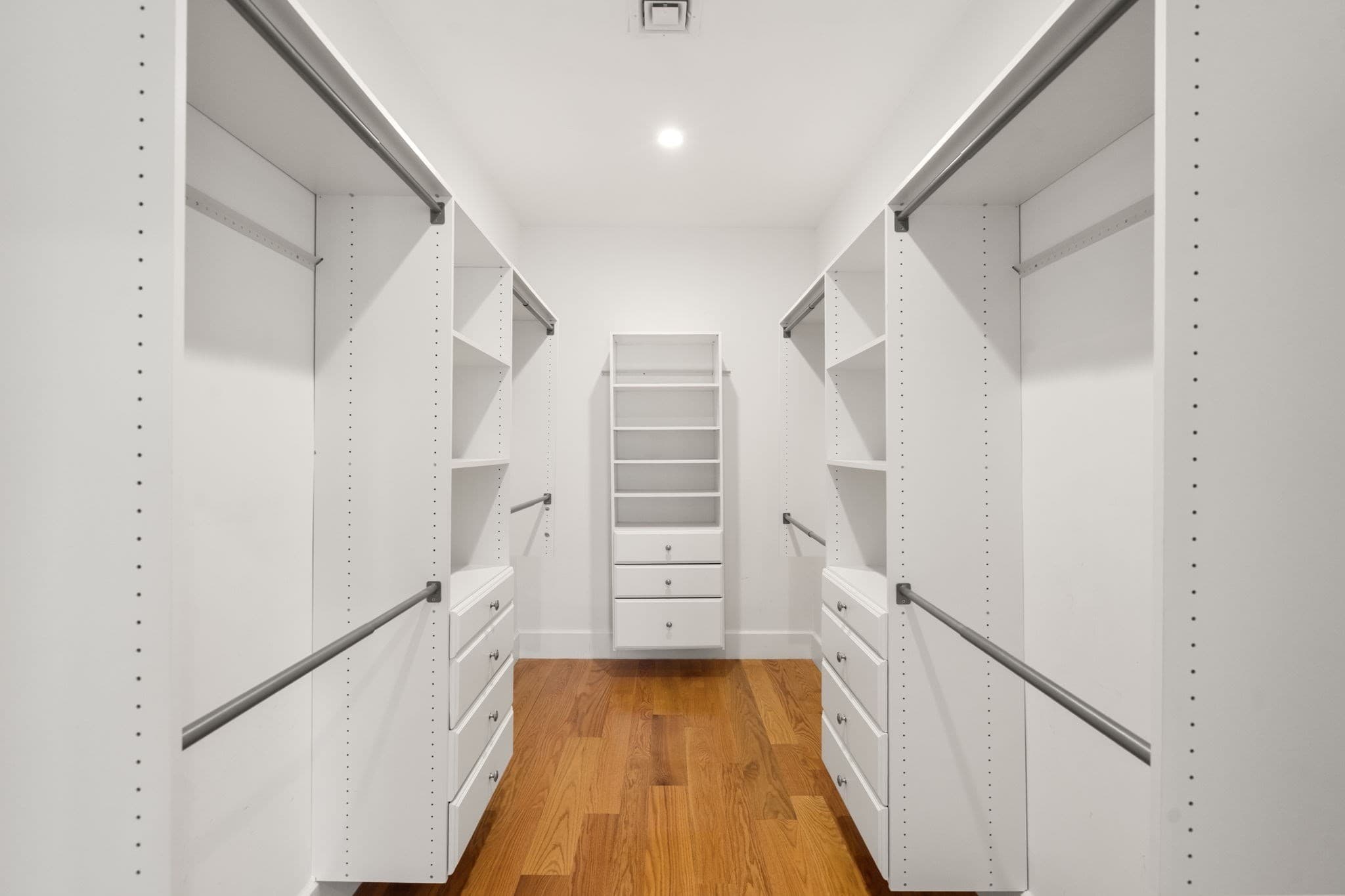Condominium at 17 Vinton Street # 5, Boston MA 02127, Boston, photo 8 of 21