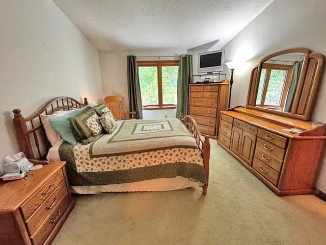 Condominium at 39 Nottingham Road # 39, Grafton MA 01519, Grafton, photo 18 of 37