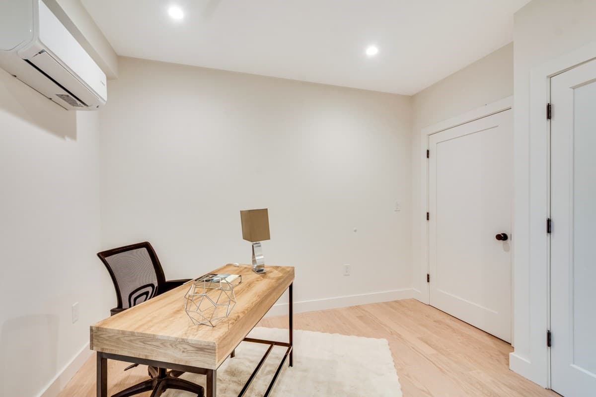 Condominium at 114 Franklin St. # 2, Brookline MA 02445, Brookline, photo 12 of 32