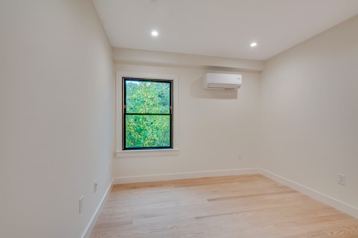 Condominium at 114 Franklin St. # 2, Brookline MA 02445, Brookline, photo 15 of 32