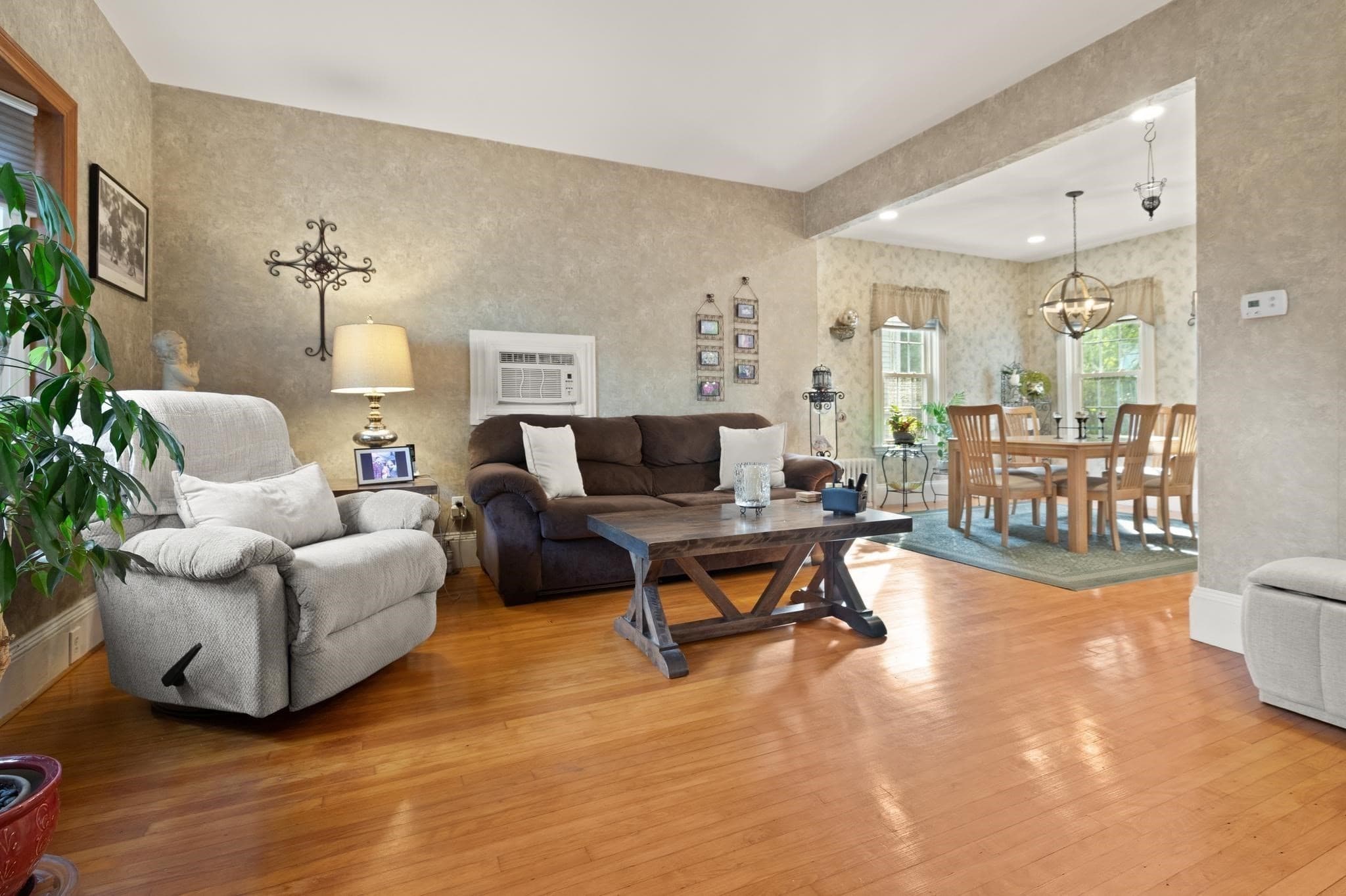 Single Family Residence at 10 Cedar Cliff Terrace, Medford MA 02155, Medford, photo 7 of 32