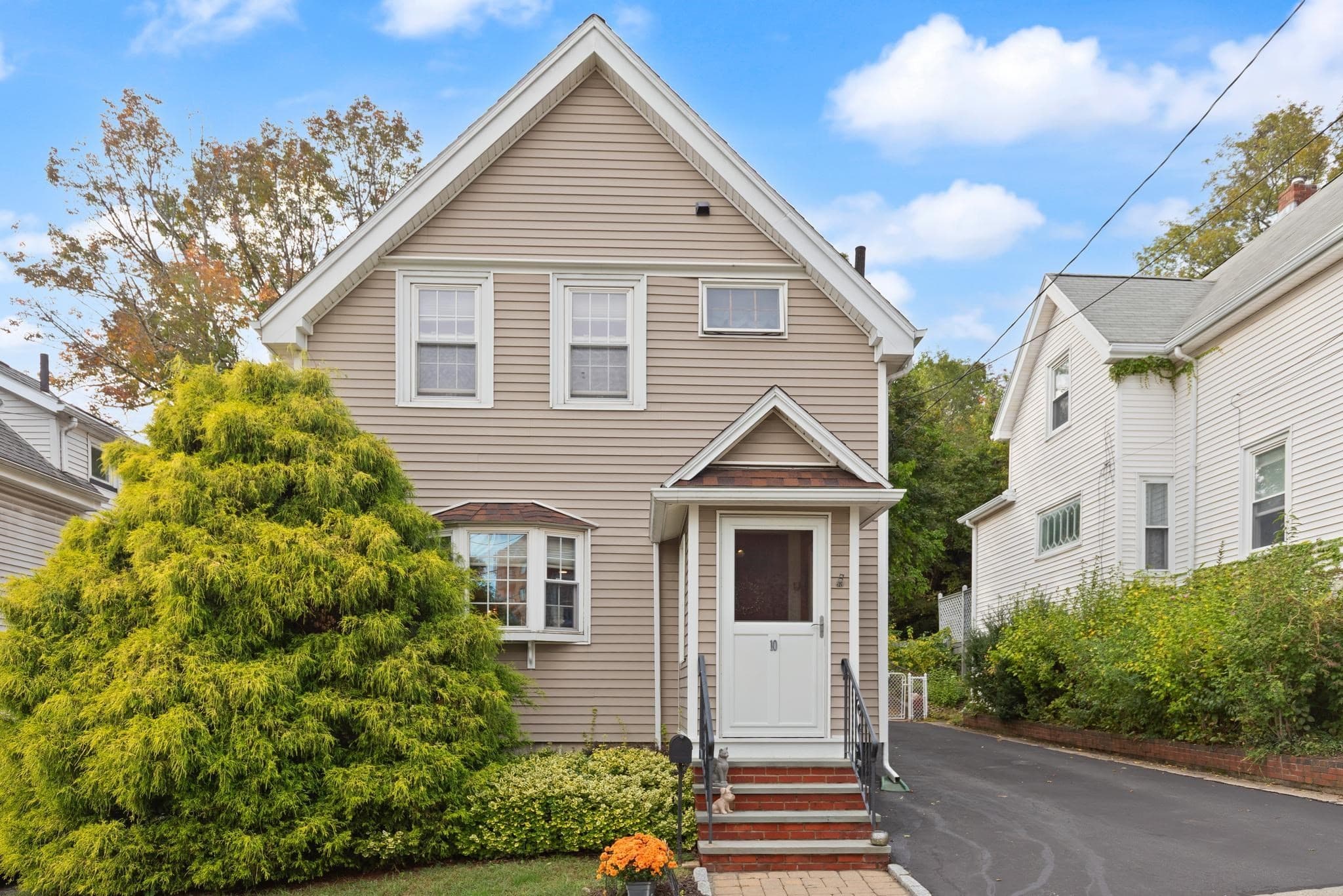10 Cedar Cliff Terrace, Medford MA 02155