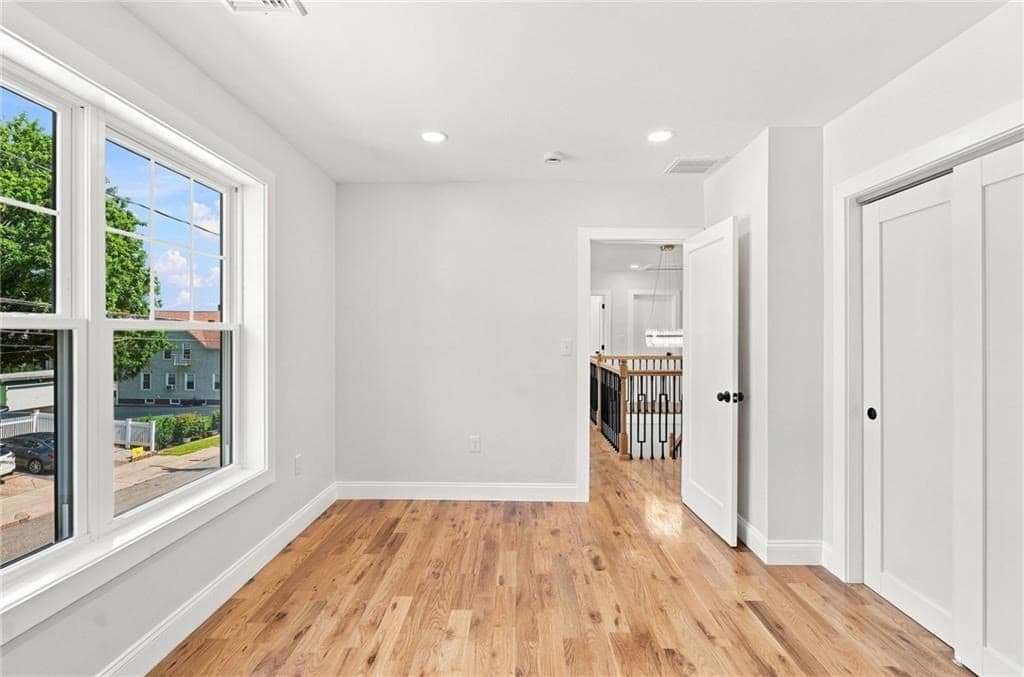Single Family Residence at 515 Gaskill St, Woonsocket RI 02895, Woonsocket, photo 29 of 41