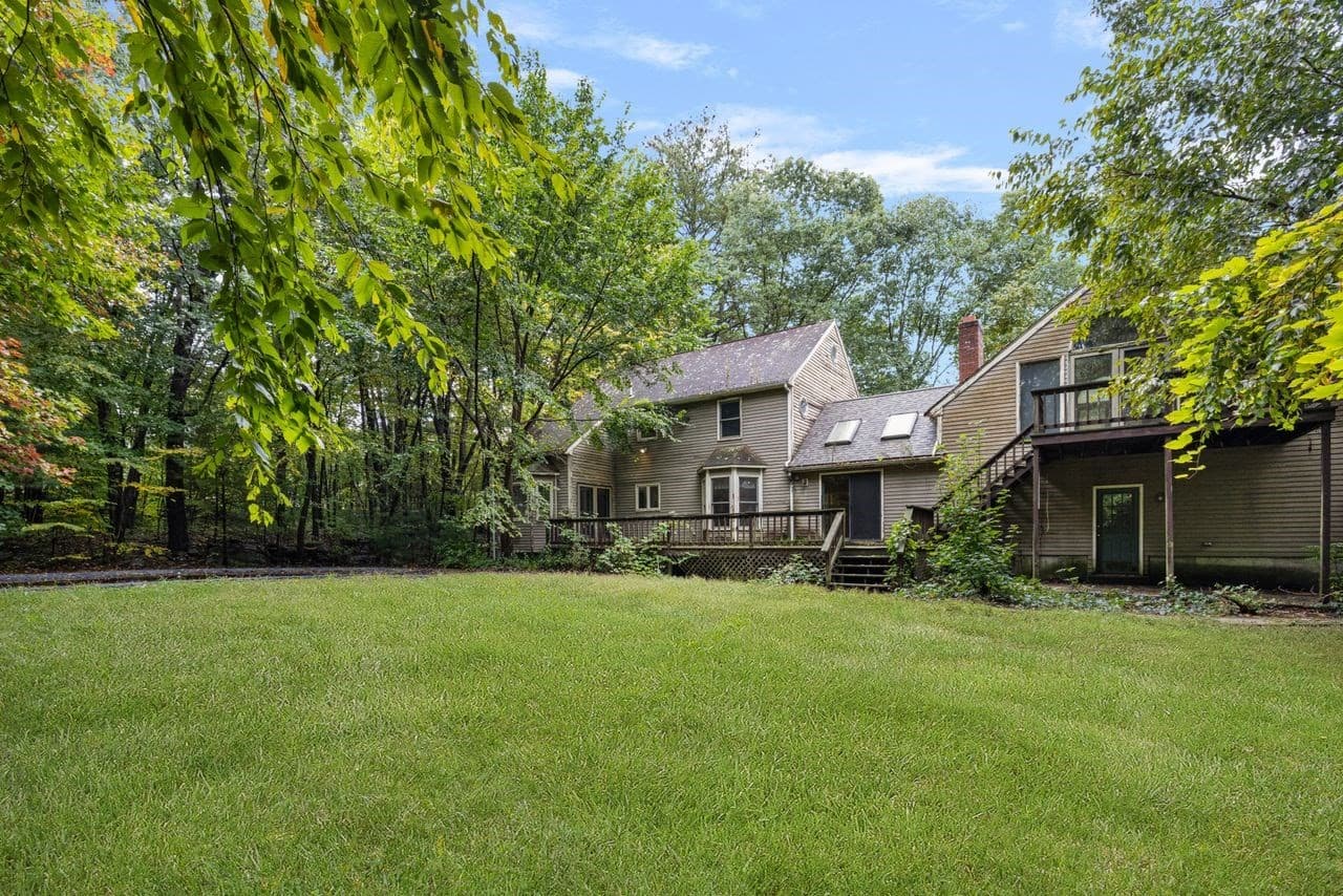 Single Family Residence at 16 Wildwood Circle, Millville MA 01529, Millville, photo 5 of 42