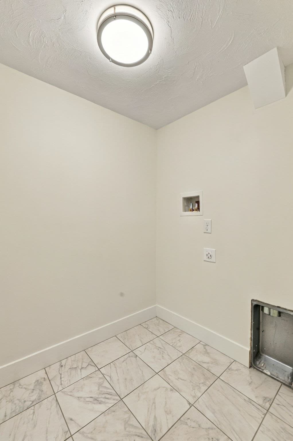 Condominium at 164 Main Street # C, Westford MA 01886, Westford, photo 24 of 30