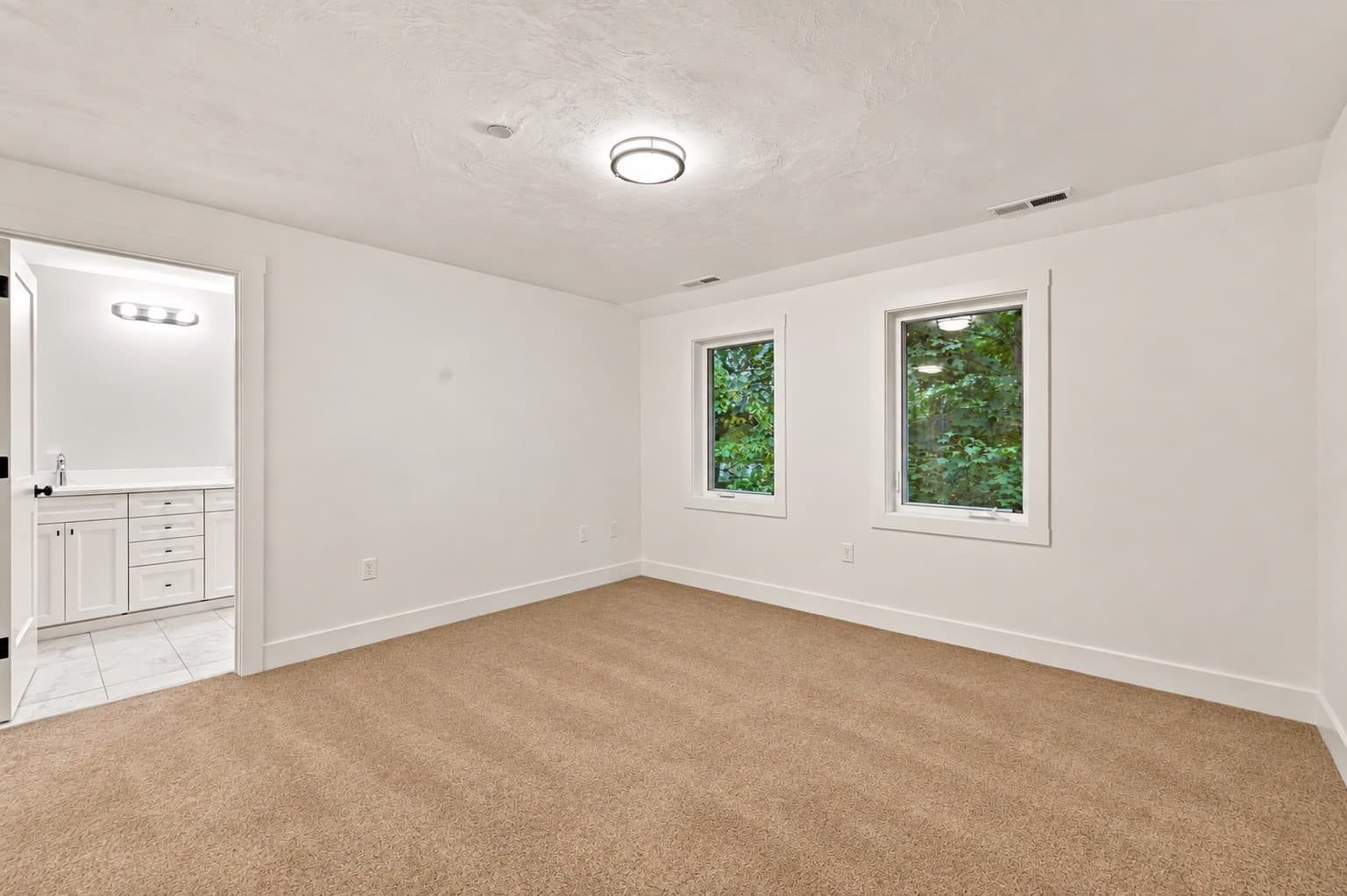 Condominium at 164 Main Street # C, Westford MA 01886, Westford, photo 15 of 30
