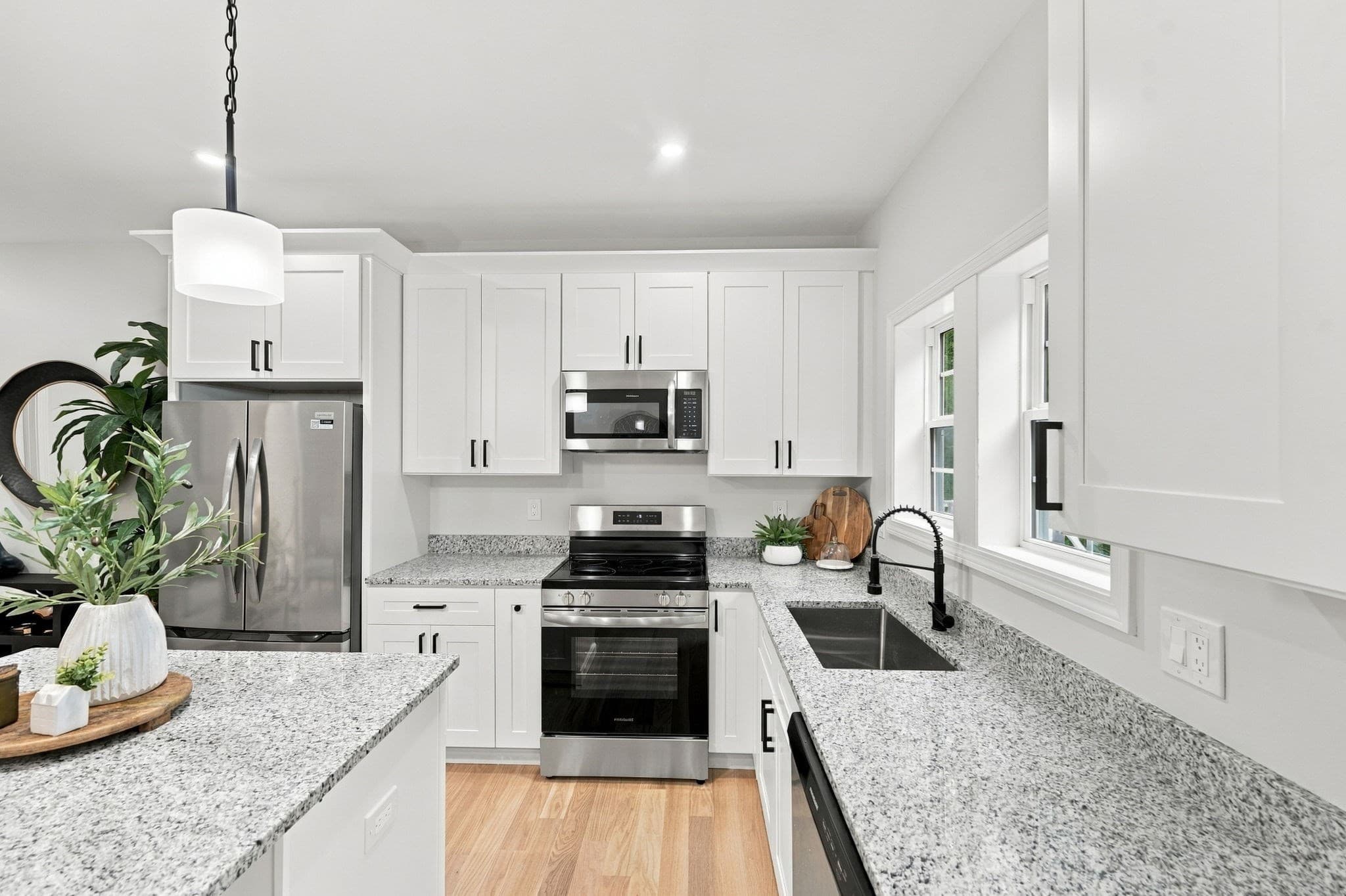 Condominium at 41 Homeward Avenue # D, Uxbridge MA 01569, Uxbridge, photo 6 of 39