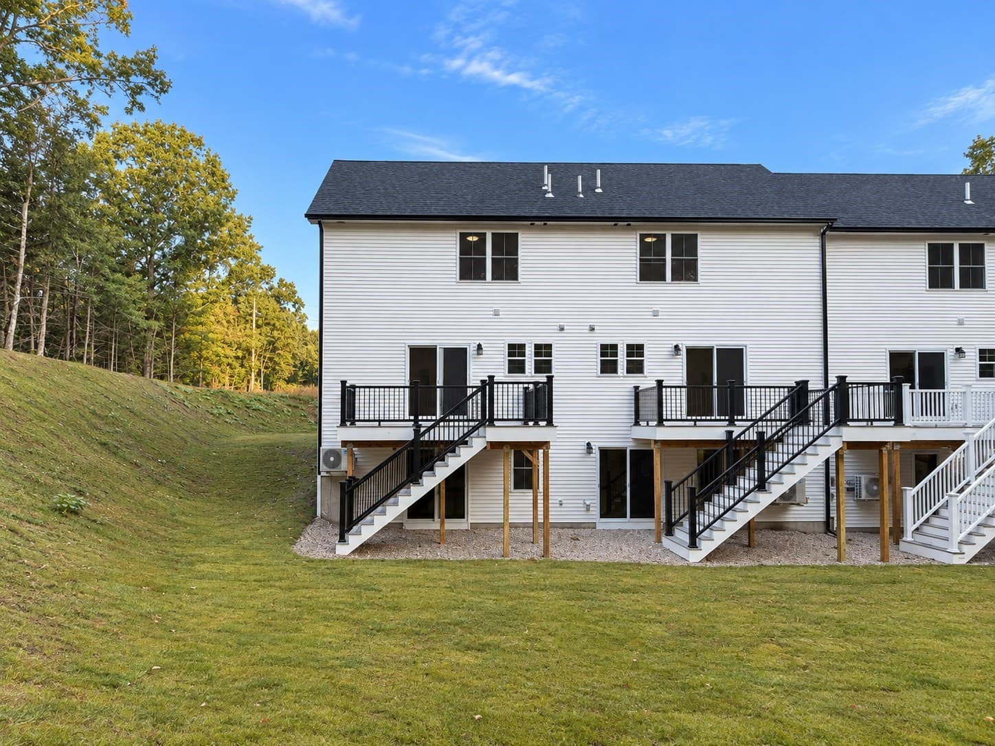 Condominium at 41 Homeward Avenue # D, Uxbridge MA 01569, Uxbridge, photo 3 of 39