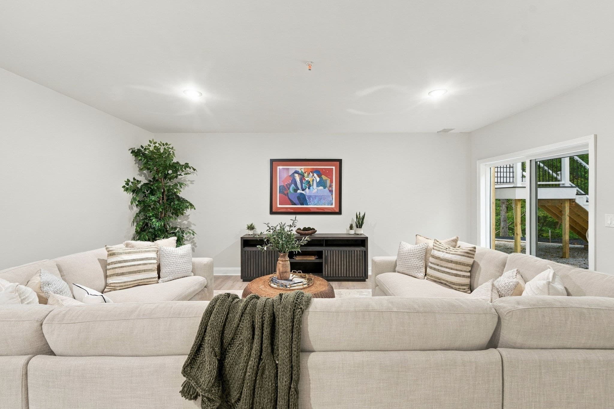 Condominium at 41 Homeward Avenue # D, Uxbridge MA 01569, Uxbridge, photo 36 of 39