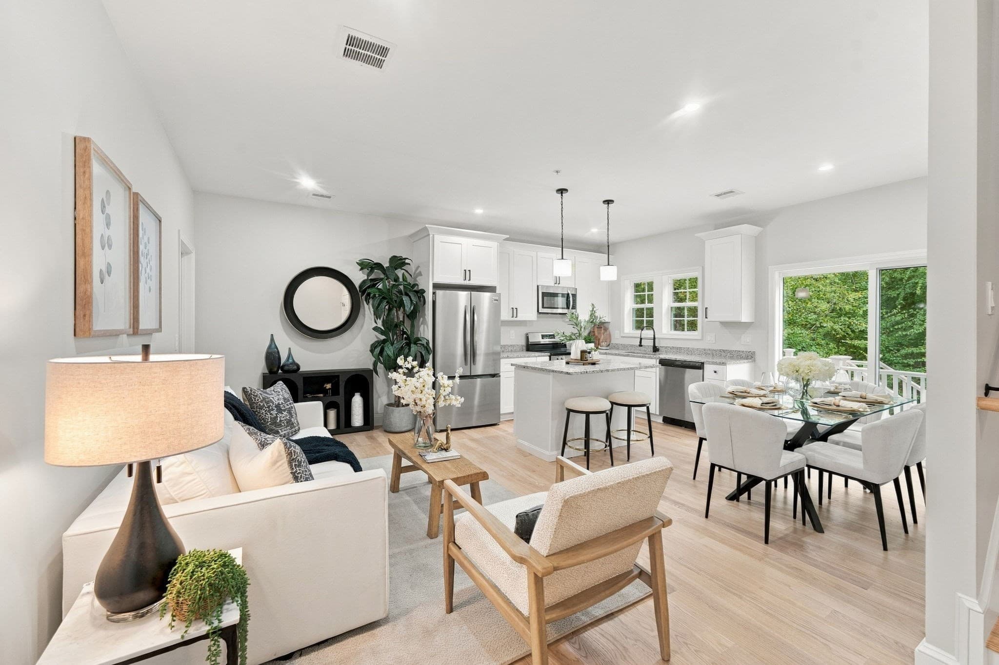 Condominium at 41 Homeward Avenue # D, Uxbridge MA 01569, Uxbridge, photo 14 of 39