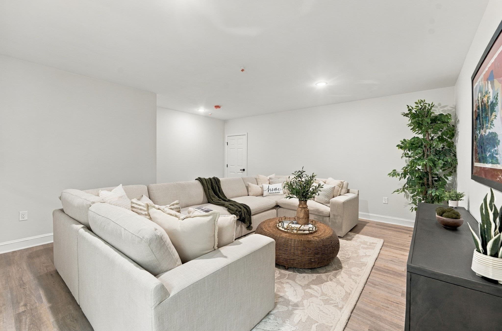 Condominium at 41 Homeward Avenue # D, Uxbridge MA 01569, Uxbridge, photo 35 of 39