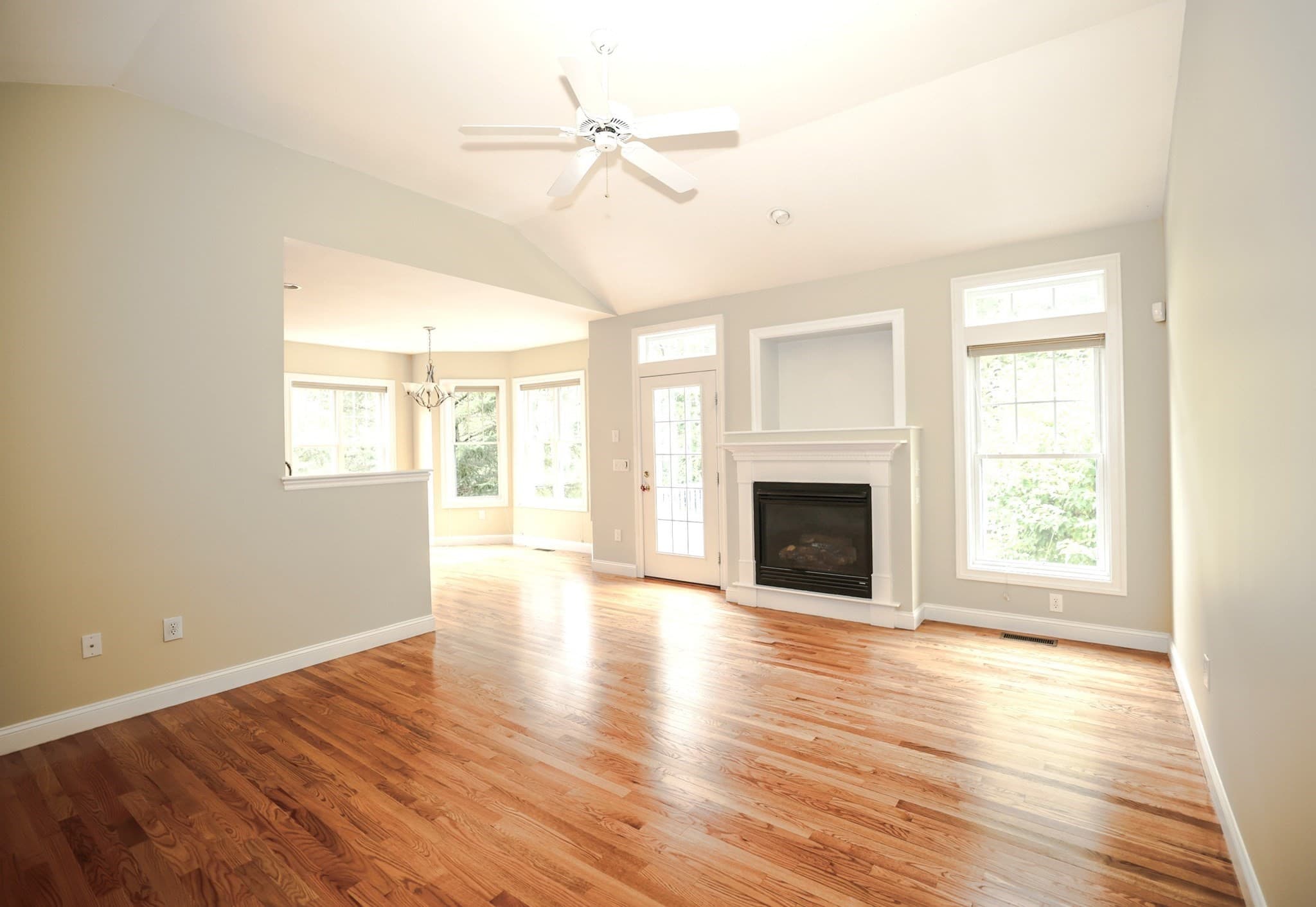 Condominium at 4 Elmwood Way # 14, Amherst NH 03031, Amherst, photo 5 of 39