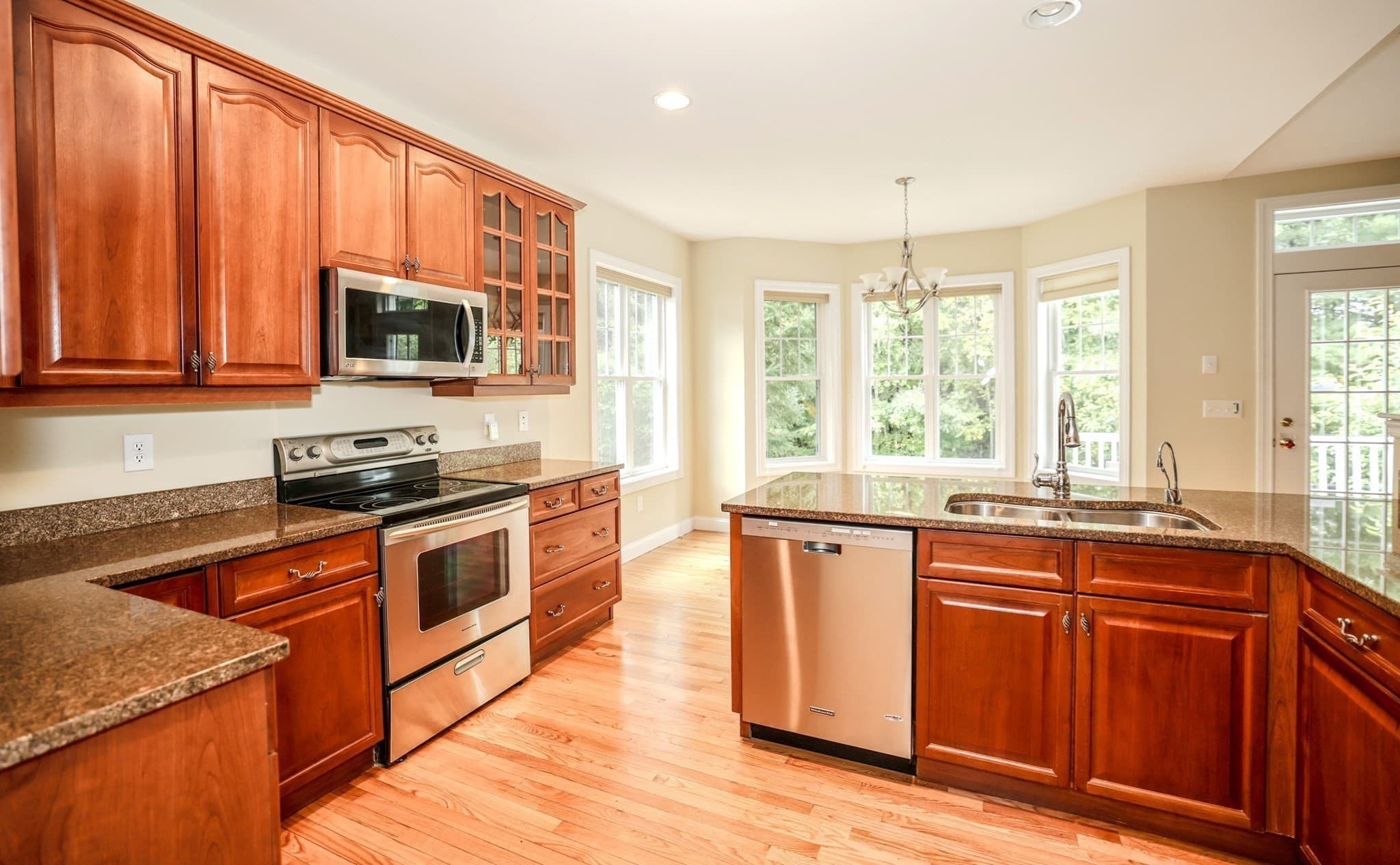 Condominium at 4 Elmwood Way # 14, Amherst NH 03031, Amherst, photo 10 of 39