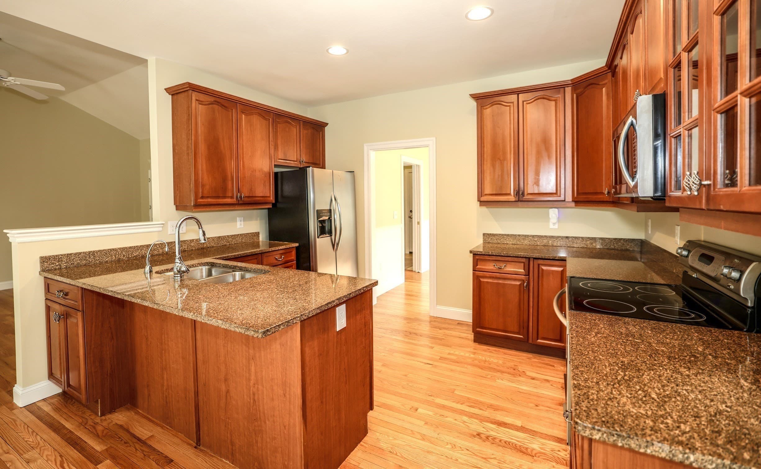Condominium at 4 Elmwood Way # 14, Amherst NH 03031, Amherst, photo 8 of 39