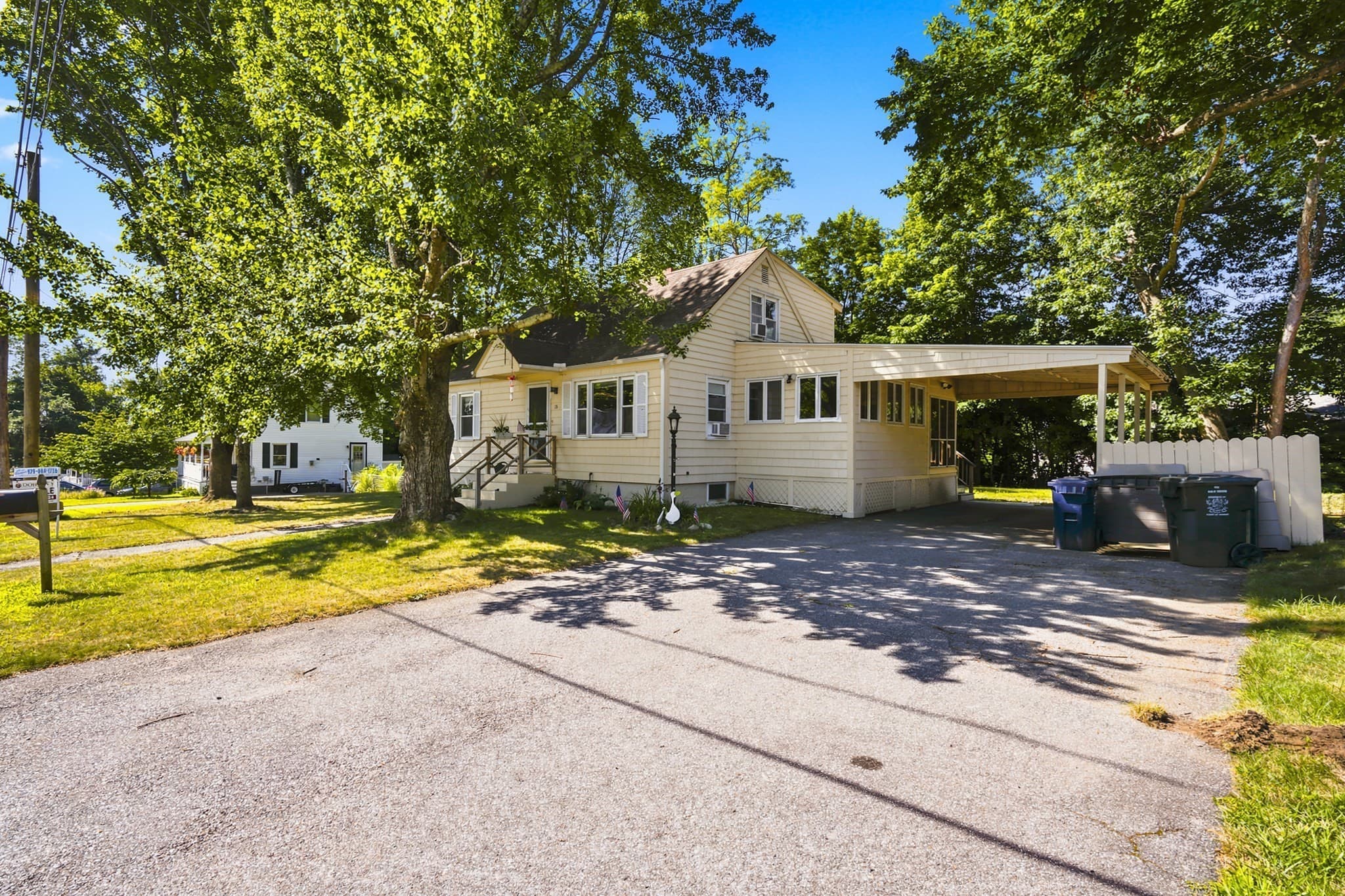 Single Family Residence at 26 Sunset Rd, Dracut MA 01826, Dracut, photo 2 of 22