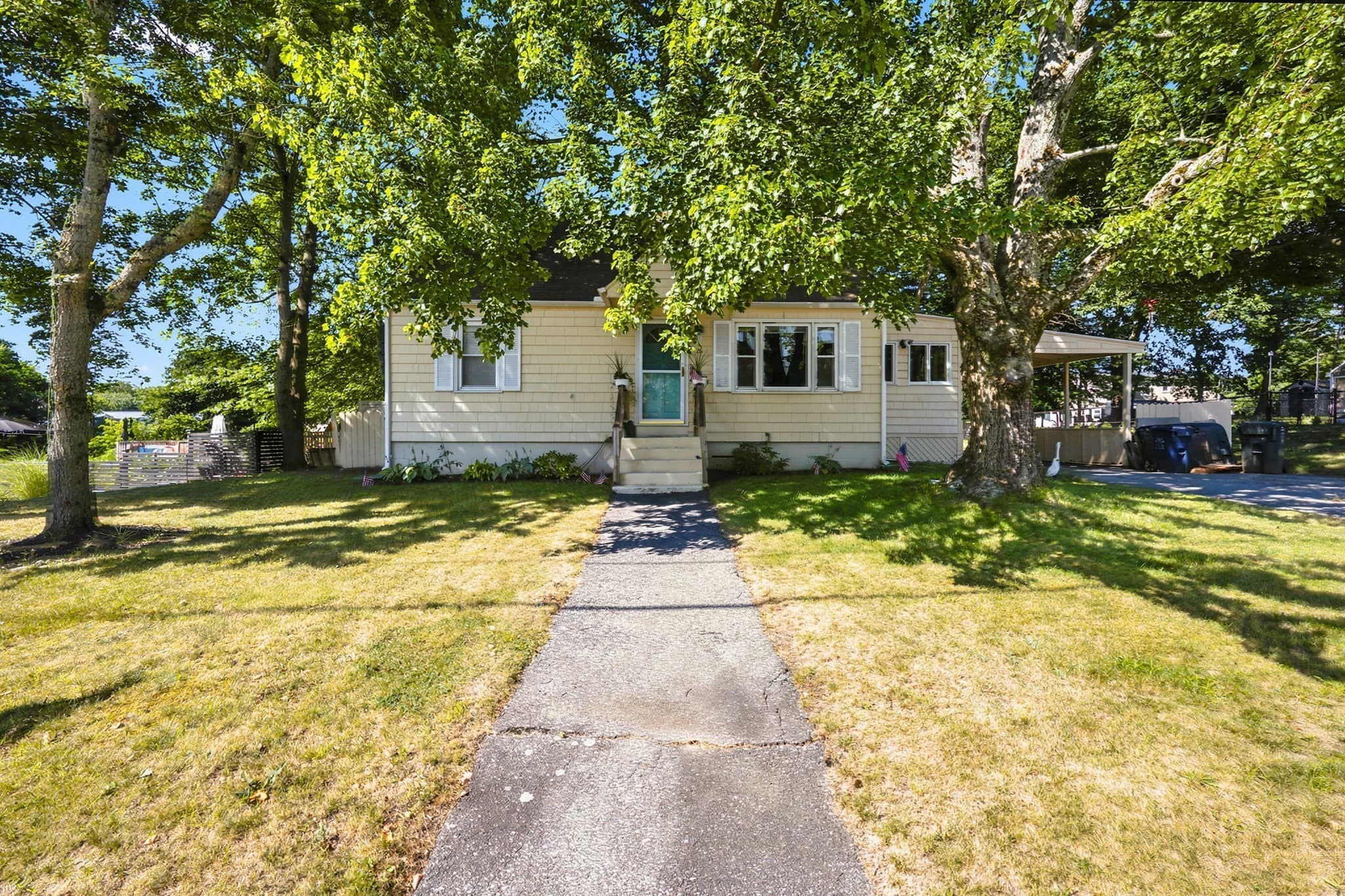 Single Family Residence at 26 Sunset Rd, Dracut MA 01826, Dracut, photo 4 of 22