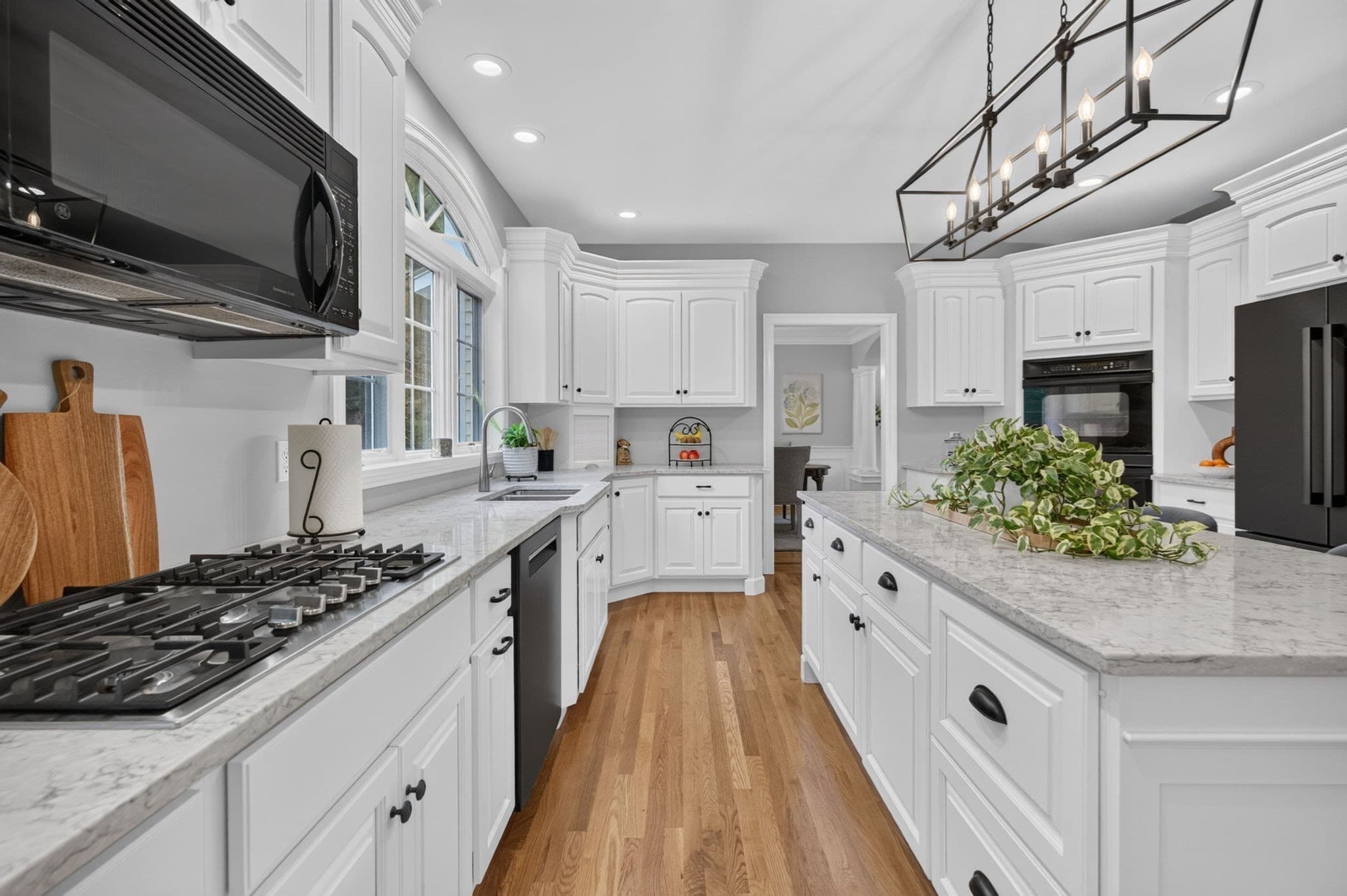 Single Family Residence at 25 Thistle Rd, North Andover MA 01845, North Andover, photo 15 of 42