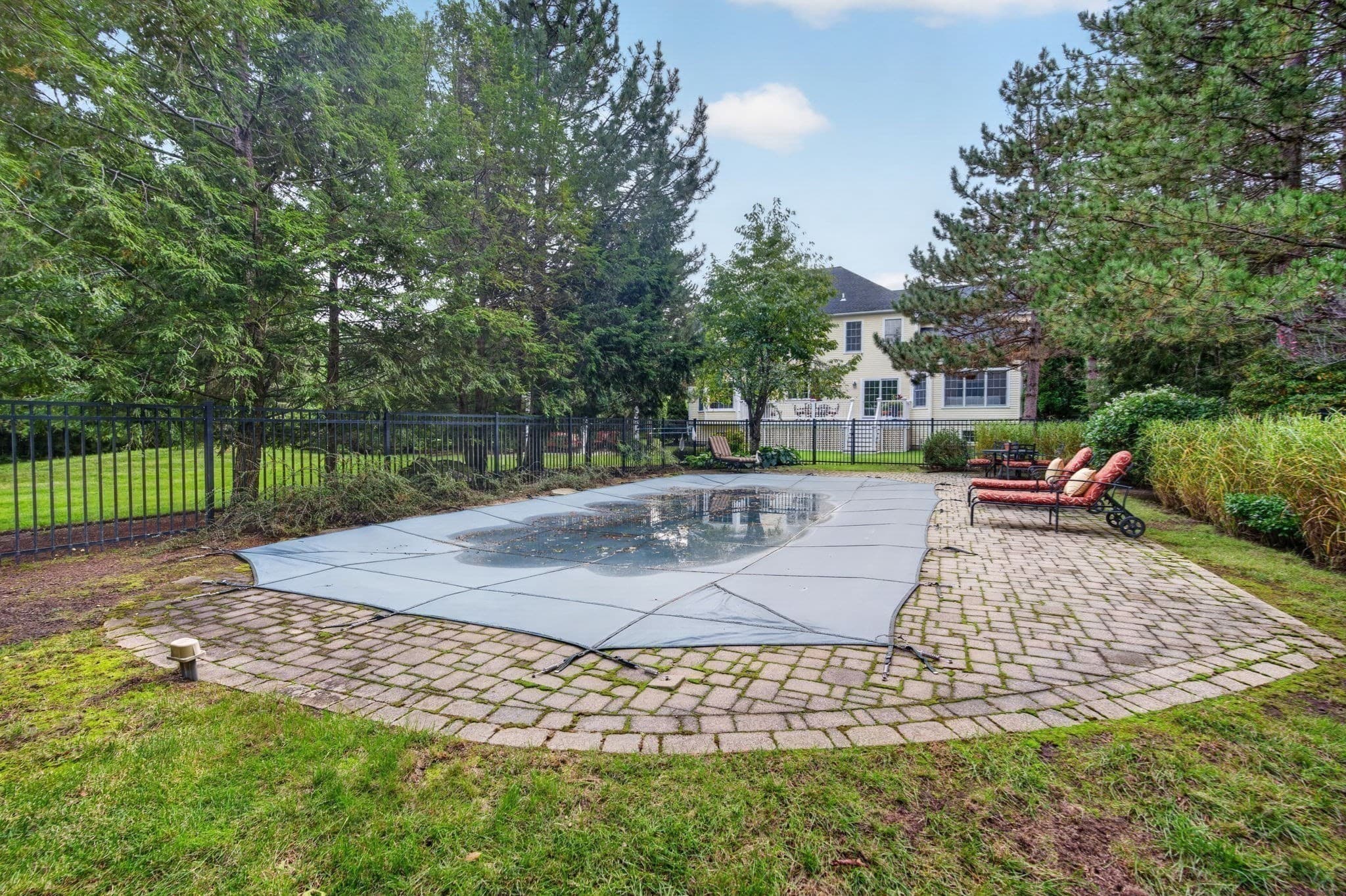 Single Family Residence at 25 Thistle Rd, North Andover MA 01845, North Andover, photo 39 of 42