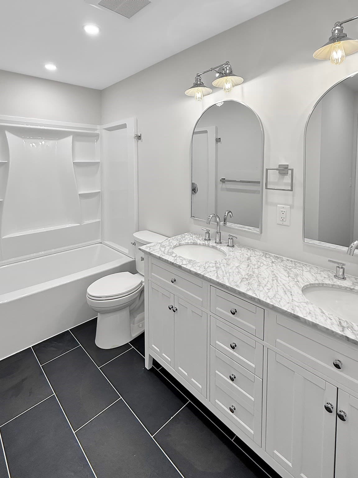 Condominium at 9 Whitman Circle # 9, Bellingham MA 02019, Bellingham, photo 12 of 32