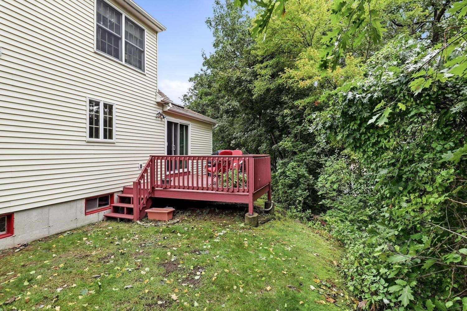 Single Family Residence at 29 Hill Terrace, Ludlow MA 01056, Ludlow, photo 7 of 33
