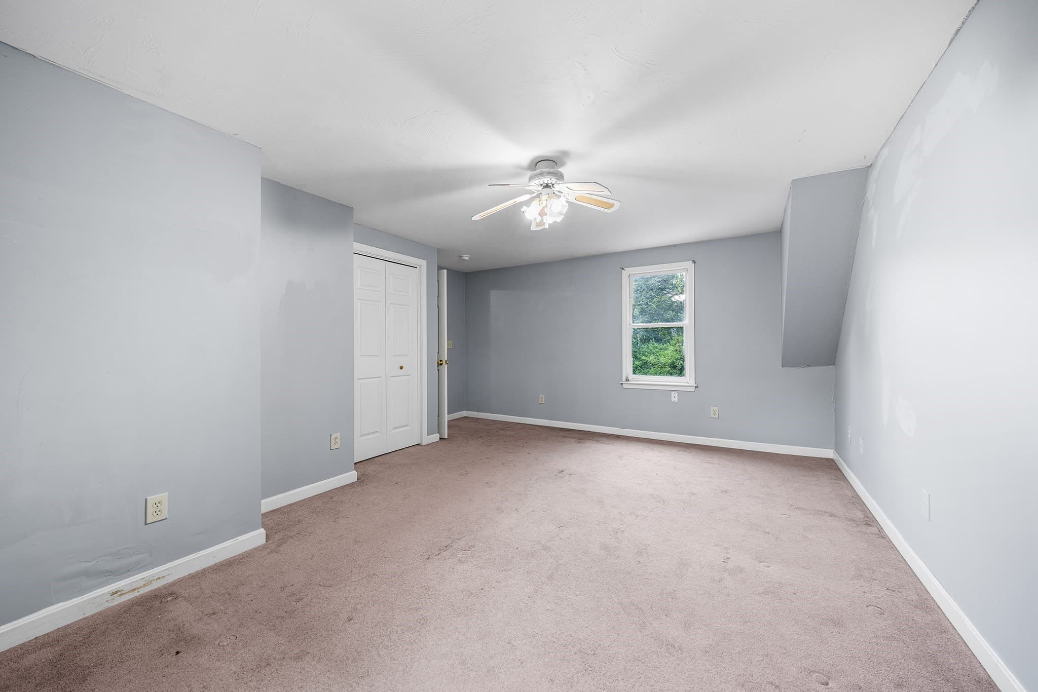 Single Family Residence at 9 E Harbor Cir, Falmouth MA 02536, Falmouth, photo 22 of 39