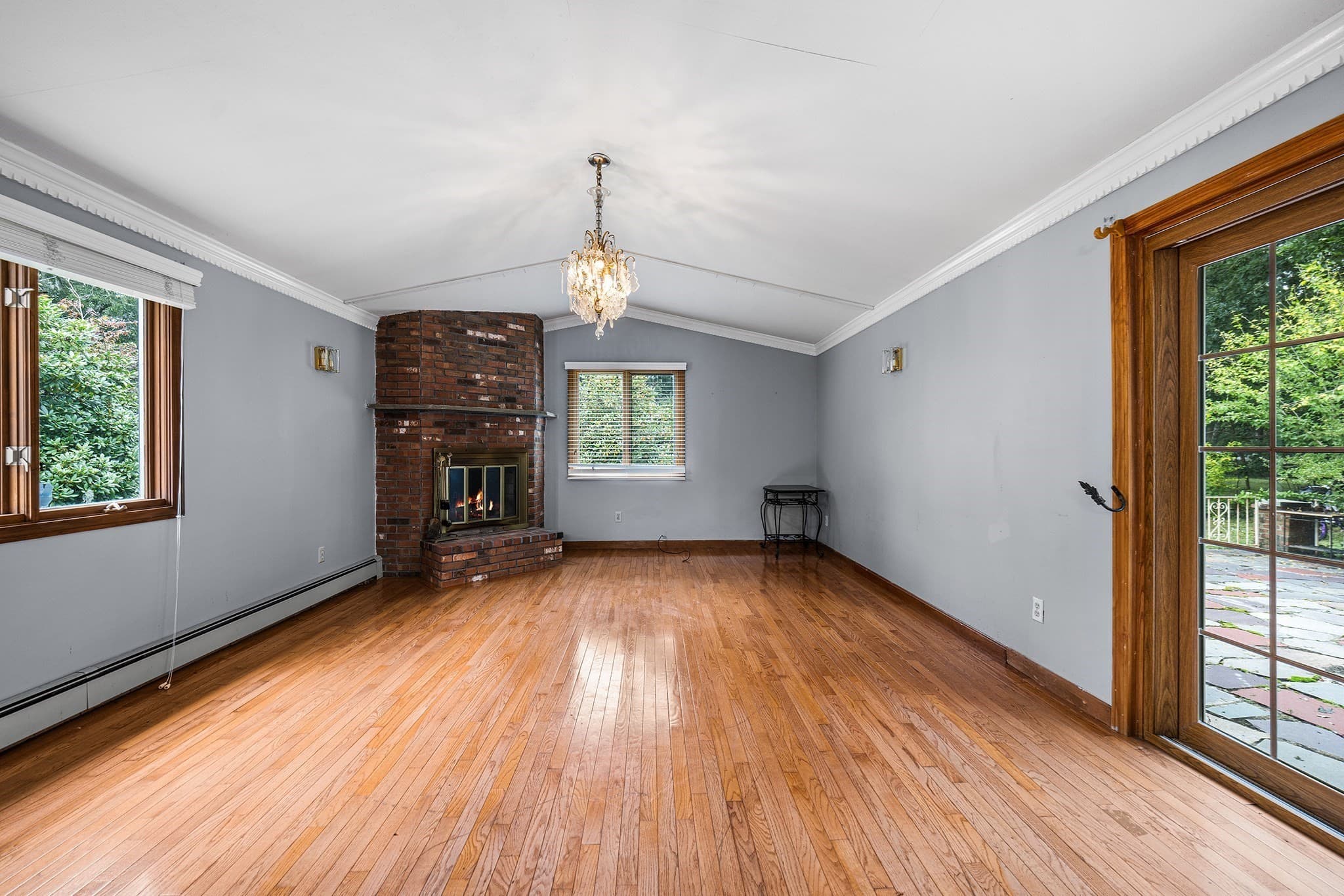 Single Family Residence at 9 E Harbor Cir, Falmouth MA 02536, Falmouth, photo 5 of 39
