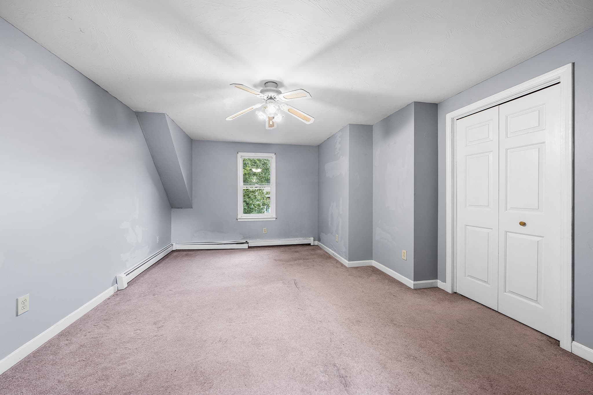 Single Family Residence at 9 E Harbor Cir, Falmouth MA 02536, Falmouth, photo 20 of 39